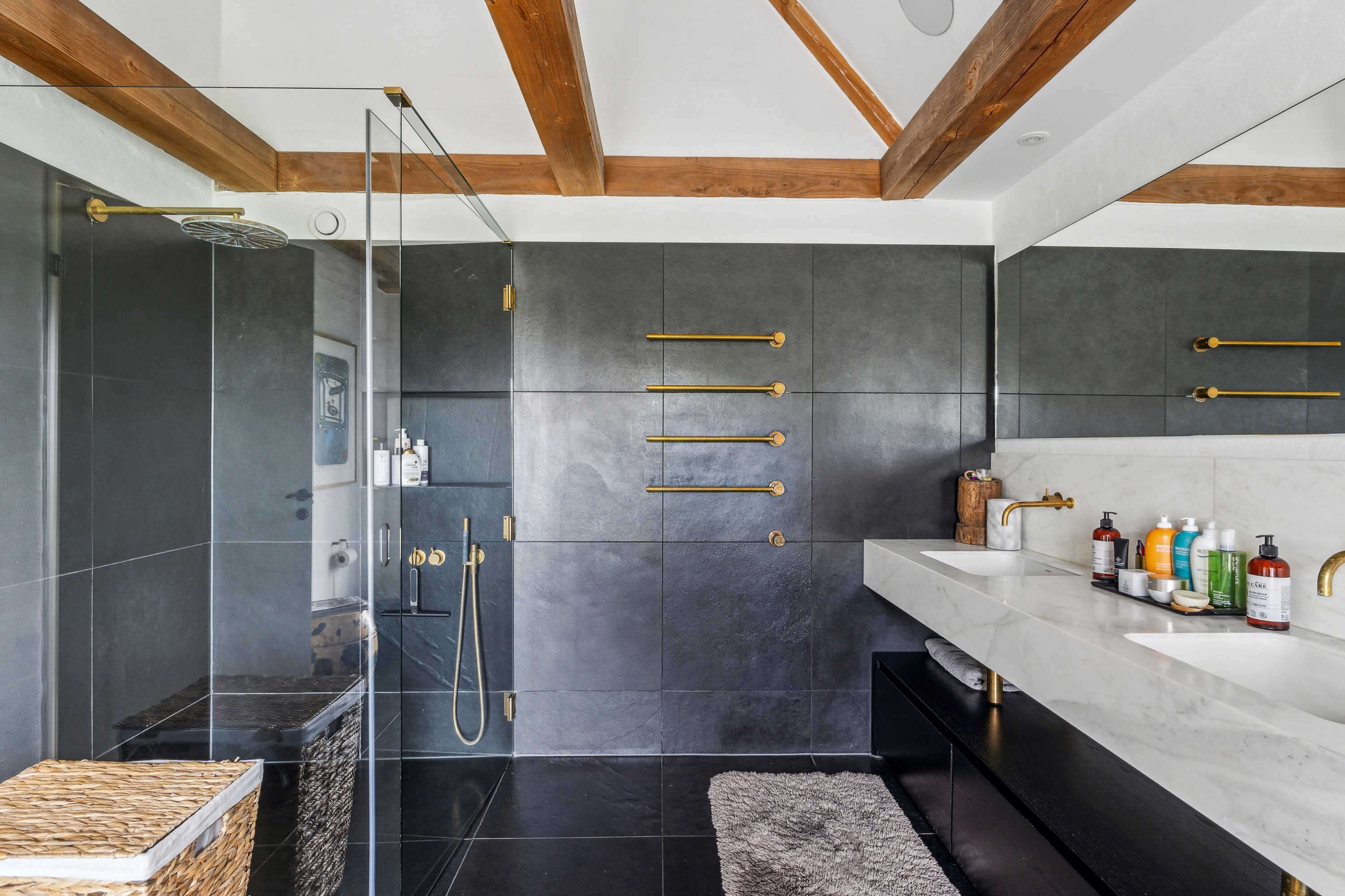 Fremhævet badeværelse billede i fuldskærmstilstand. Billede af Vejrupvej 53, Vejrup, 5464 Brenderup Fyn