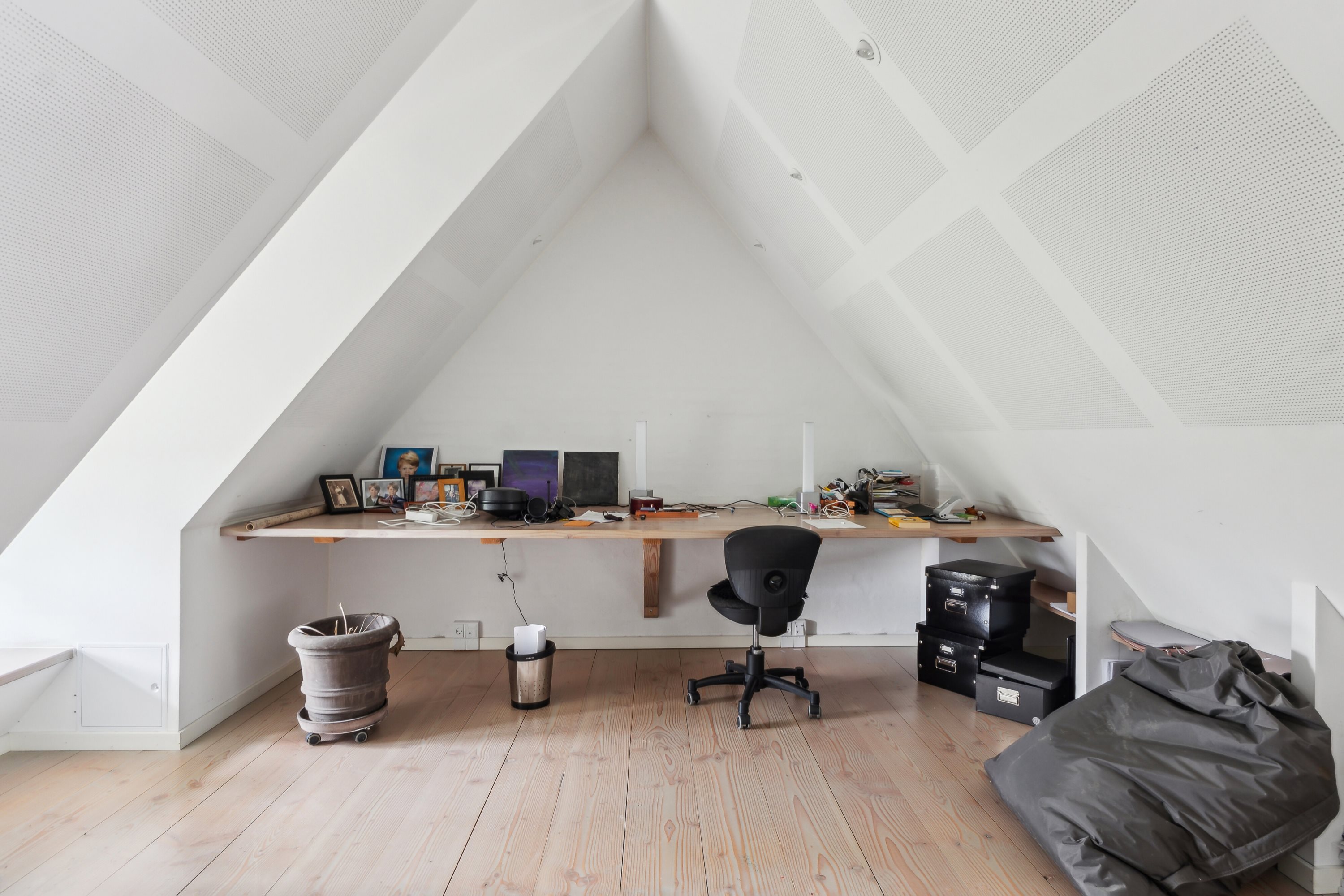 Fremhævet arbejdsværelse billede i fuldskærmstilstand. Billede af Vejrupvej 53, Vejrup, 5464 Brenderup Fyn