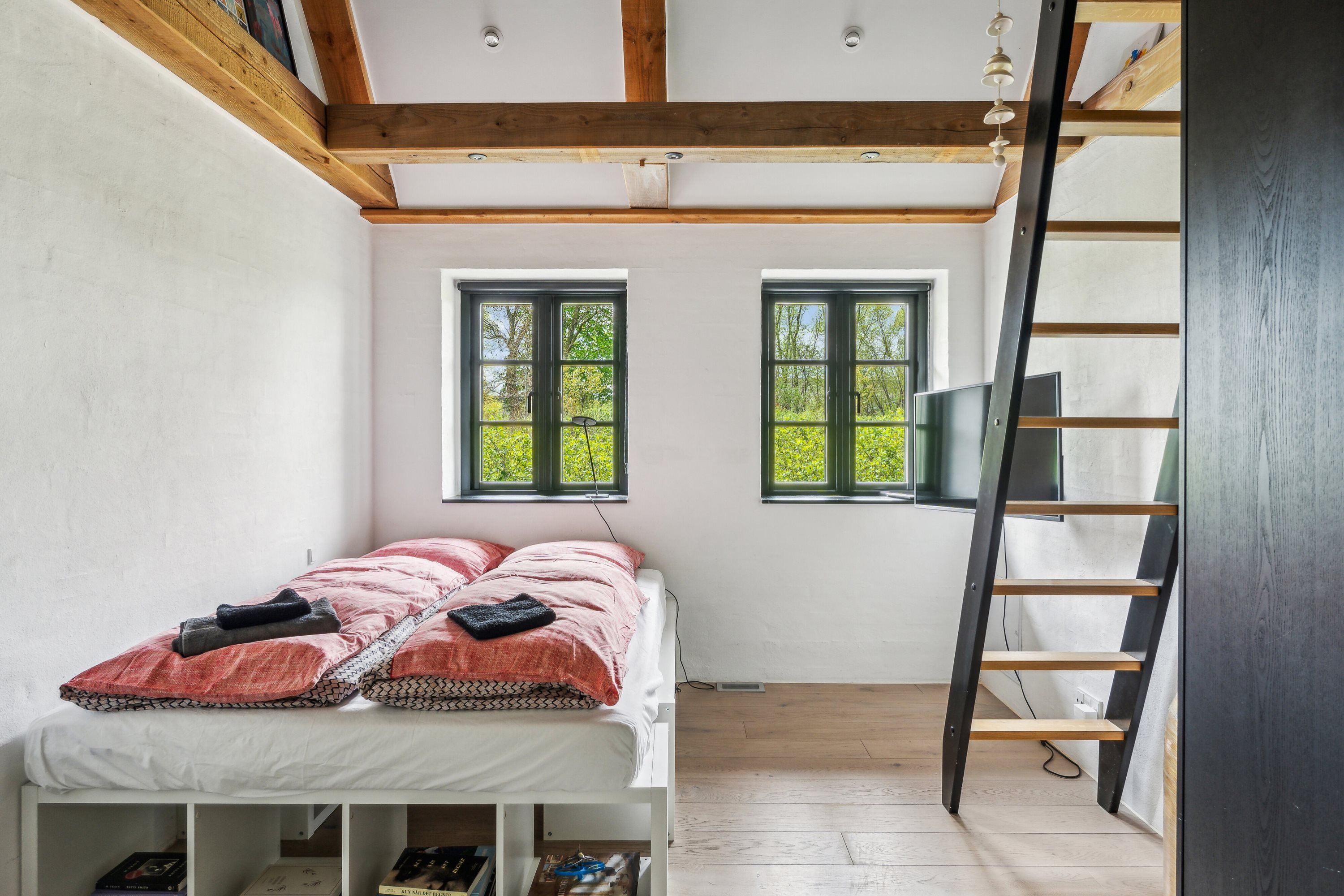 Fremhævet soveværelse billede i fuldskærmstilstand. Billede af Vejrupvej 53, Vejrup, 5464 Brenderup Fyn