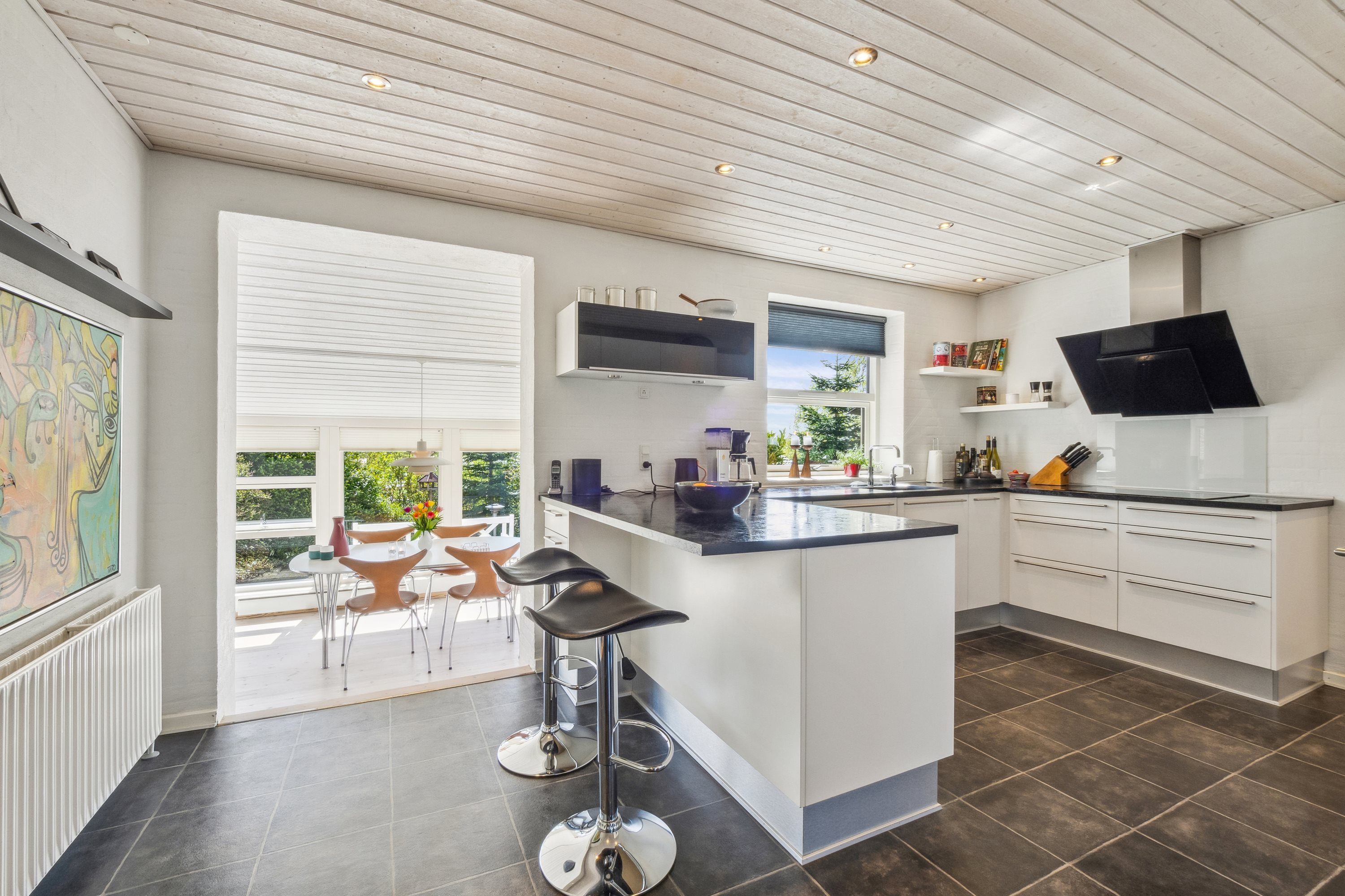 Fremhævet køkken billede i fuldskærmstilstand. Billede af Blåbærvej 30, Faarup, 7900 Nykøbing M