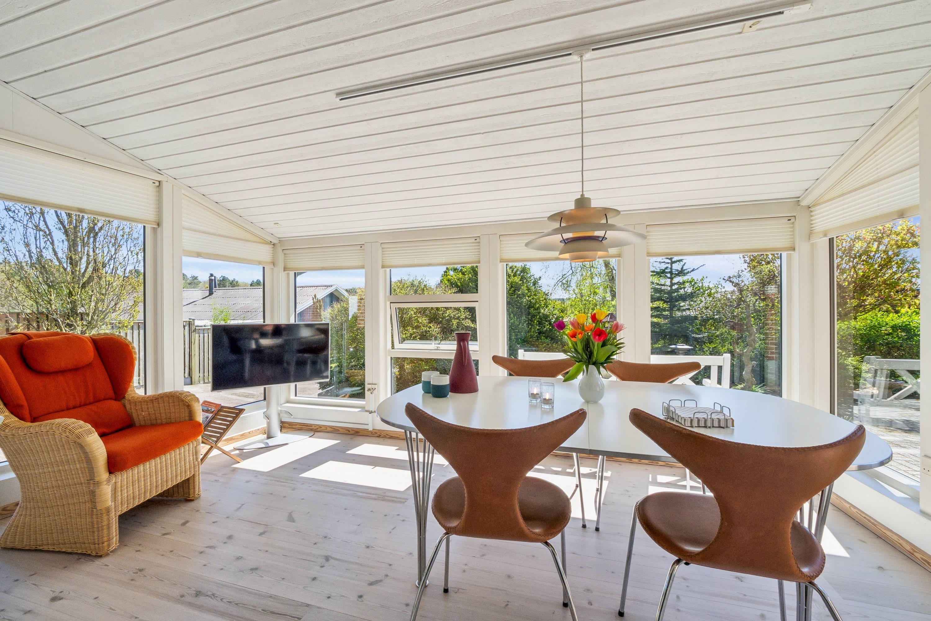 Fremhævet udestue billede i fuldskærmstilstand. Billede af Blåbærvej 30, Faarup, 7900 Nykøbing M