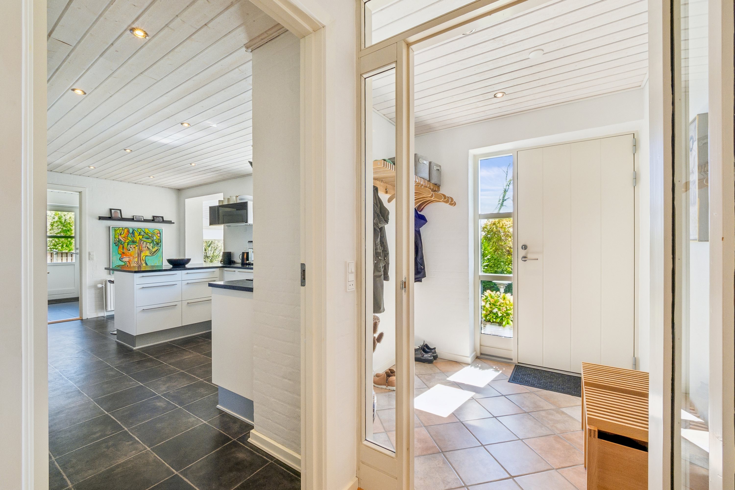 Fremhævet gang billede i fuldskærmstilstand. Billede af Blåbærvej 30, Faarup, 7900 Nykøbing M