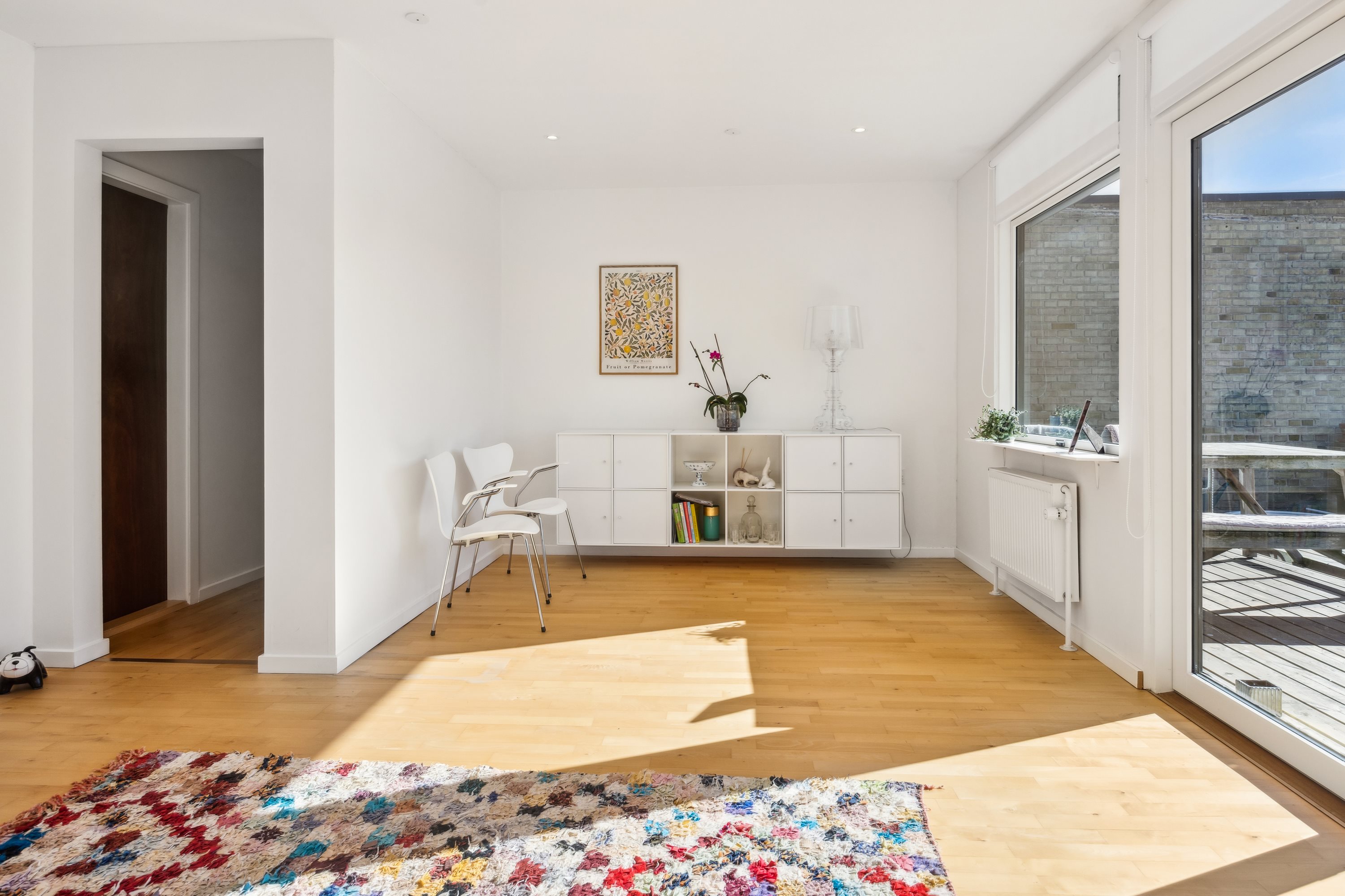 Fremhævet stue billede i fuldskærmstilstand. Billede af Toftevej 42, 9400 Nørresundby