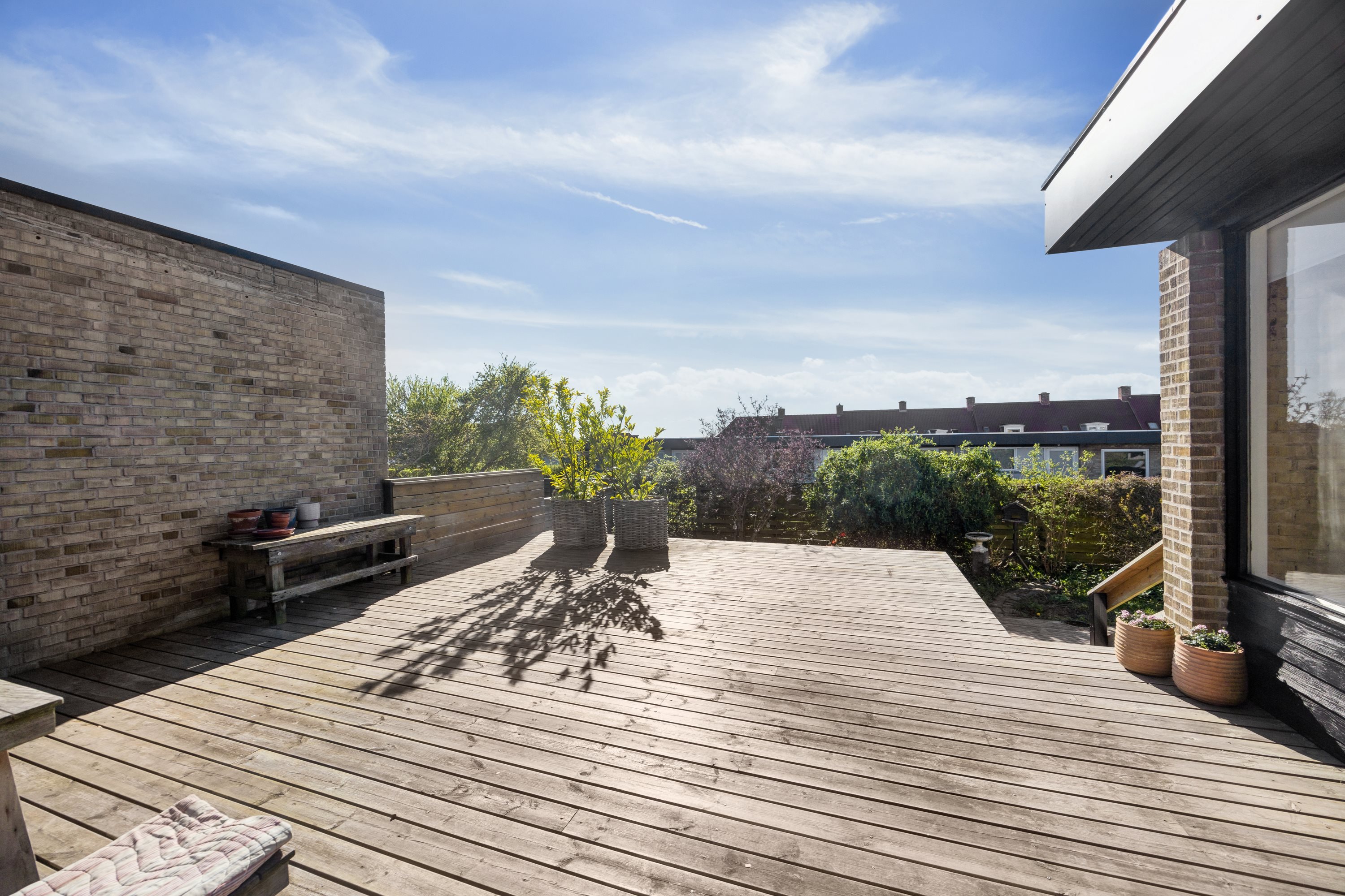 Fremhævet terrasse billede i fuldskærmstilstand. Billede af Toftevej 42, 9400 Nørresundby