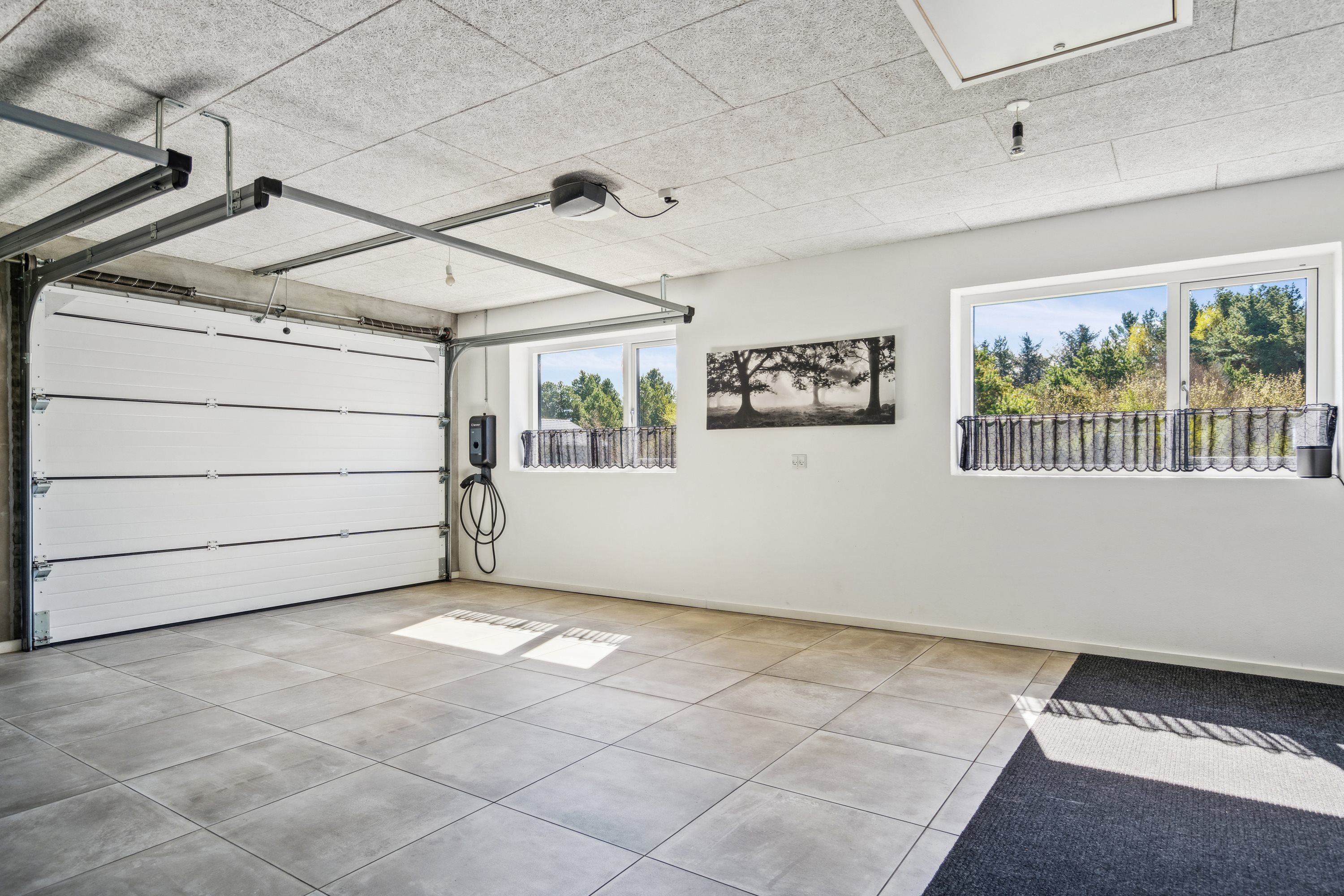 Fremhævet garage billede i fuldskærmstilstand. Billede af J P Ladefogedsvej 10, 9850 Hirtshals