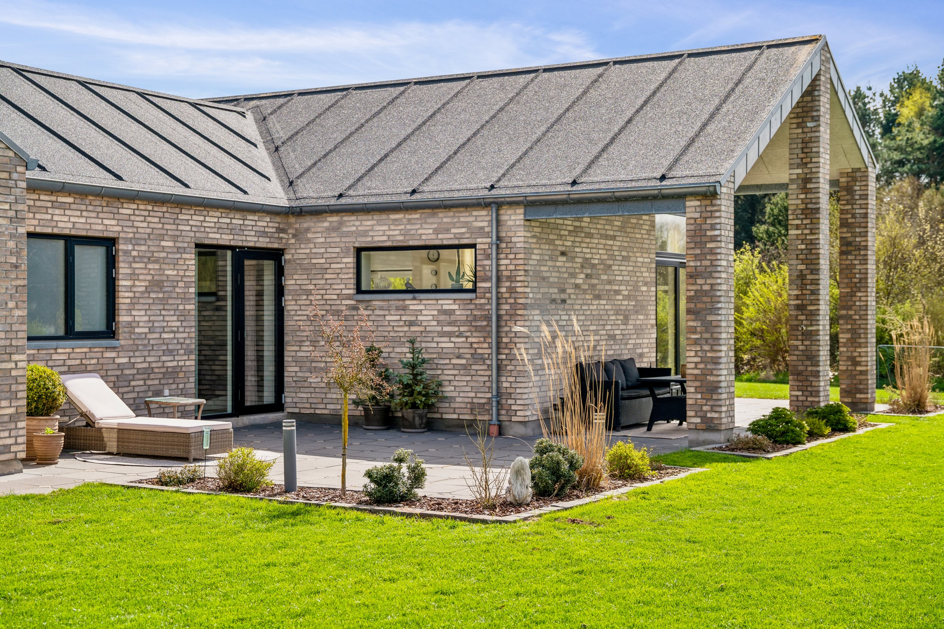 Fremhævet ejendom 1 billede i fuldskærmstilstand. Billede af J P Ladefogedsvej 10, 9850 Hirtshals