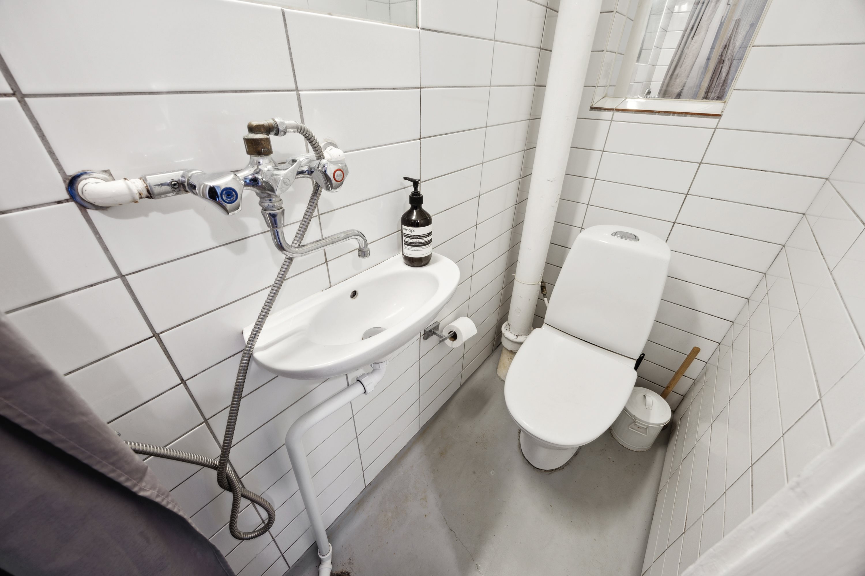 Fremhævet badeværelse billede i fuldskærmstilstand. Billede af Ørnevej 50, st. th., 2400 København NV