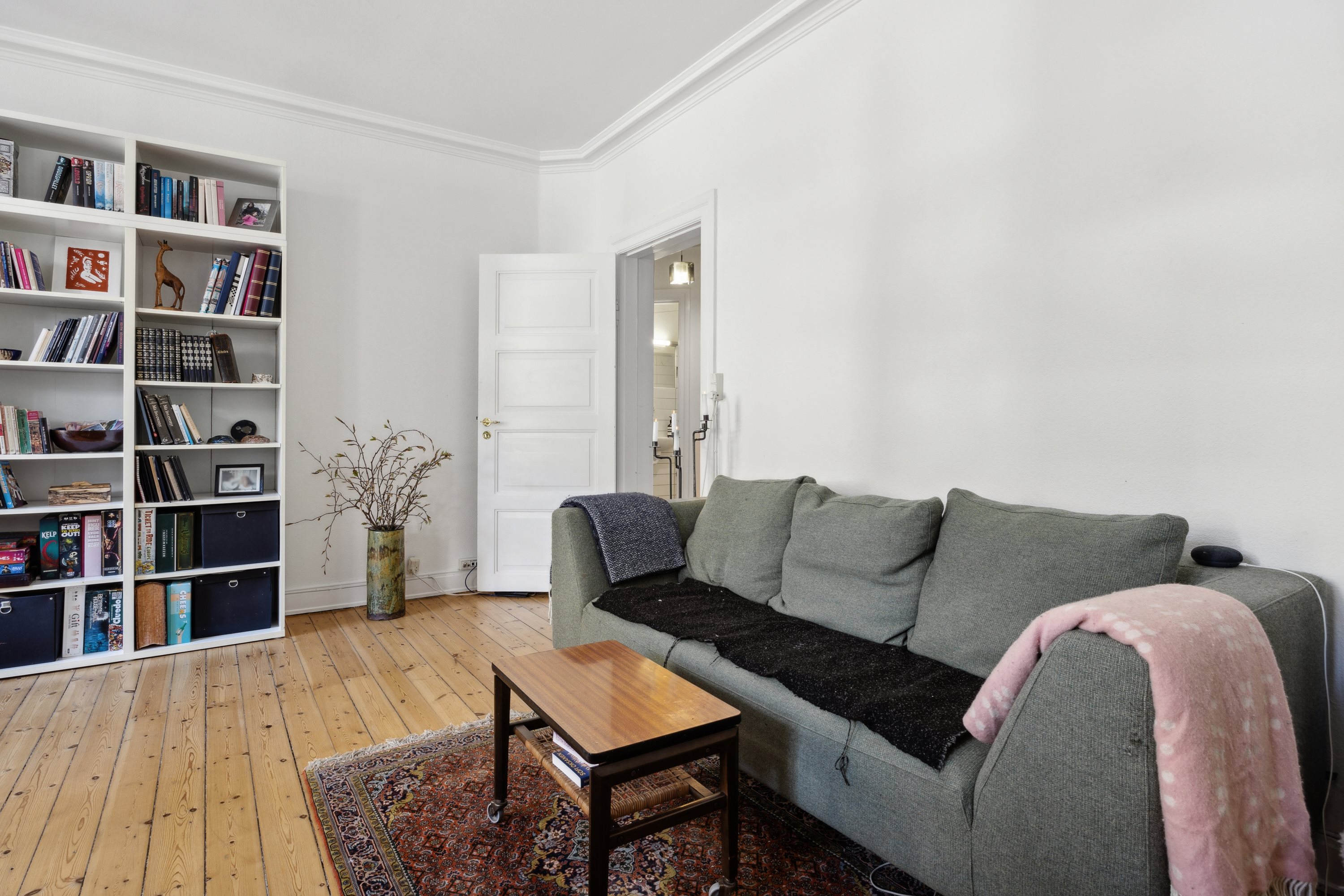Fremhævet stue billede i fuldskærmstilstand. Billede af Ørnevej 50, st. th., 2400 København NV