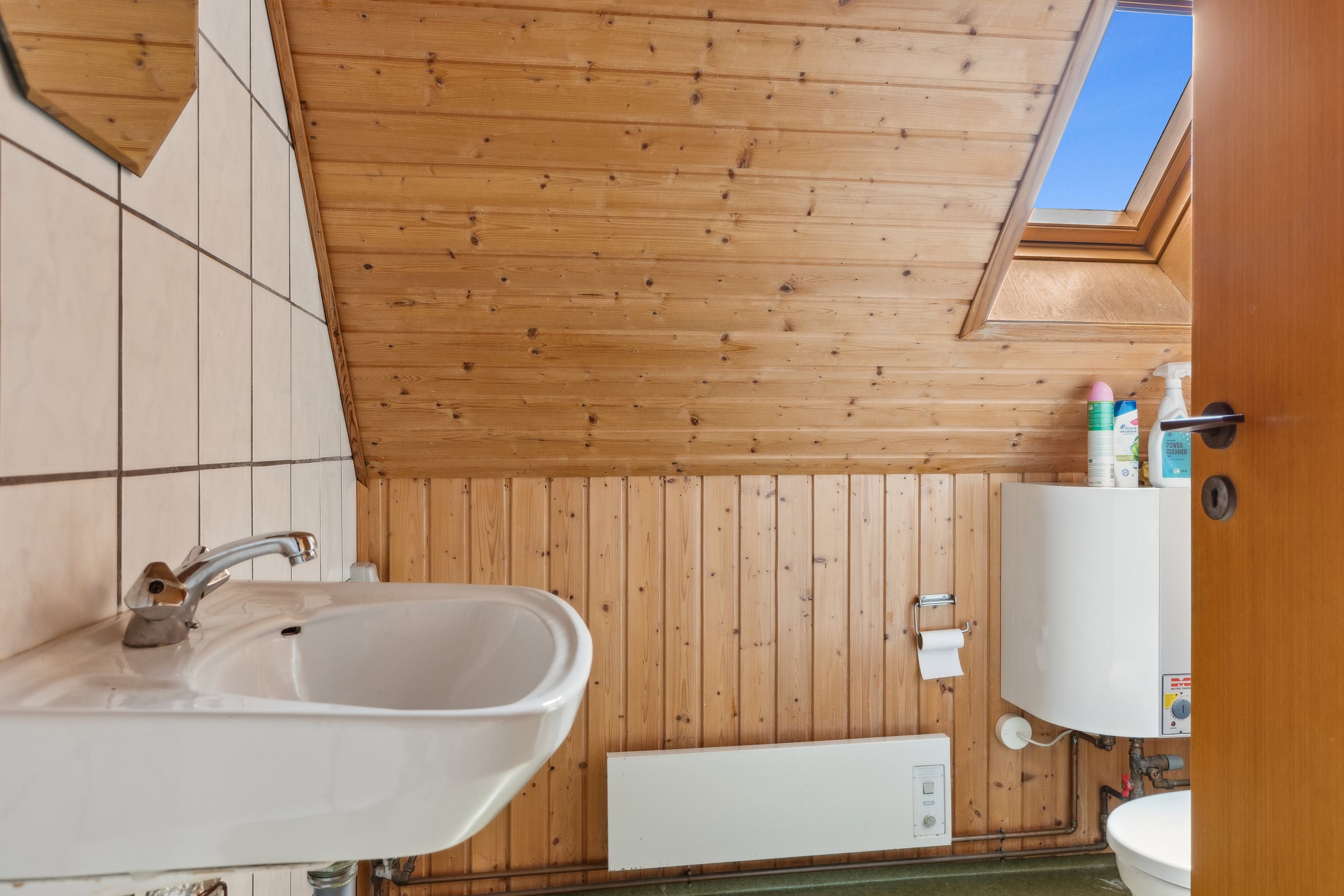 Fremhævet badeværelse billede i fuldskærmstilstand. Billede af Vesterbjergvej 3, 4460 Snertinge