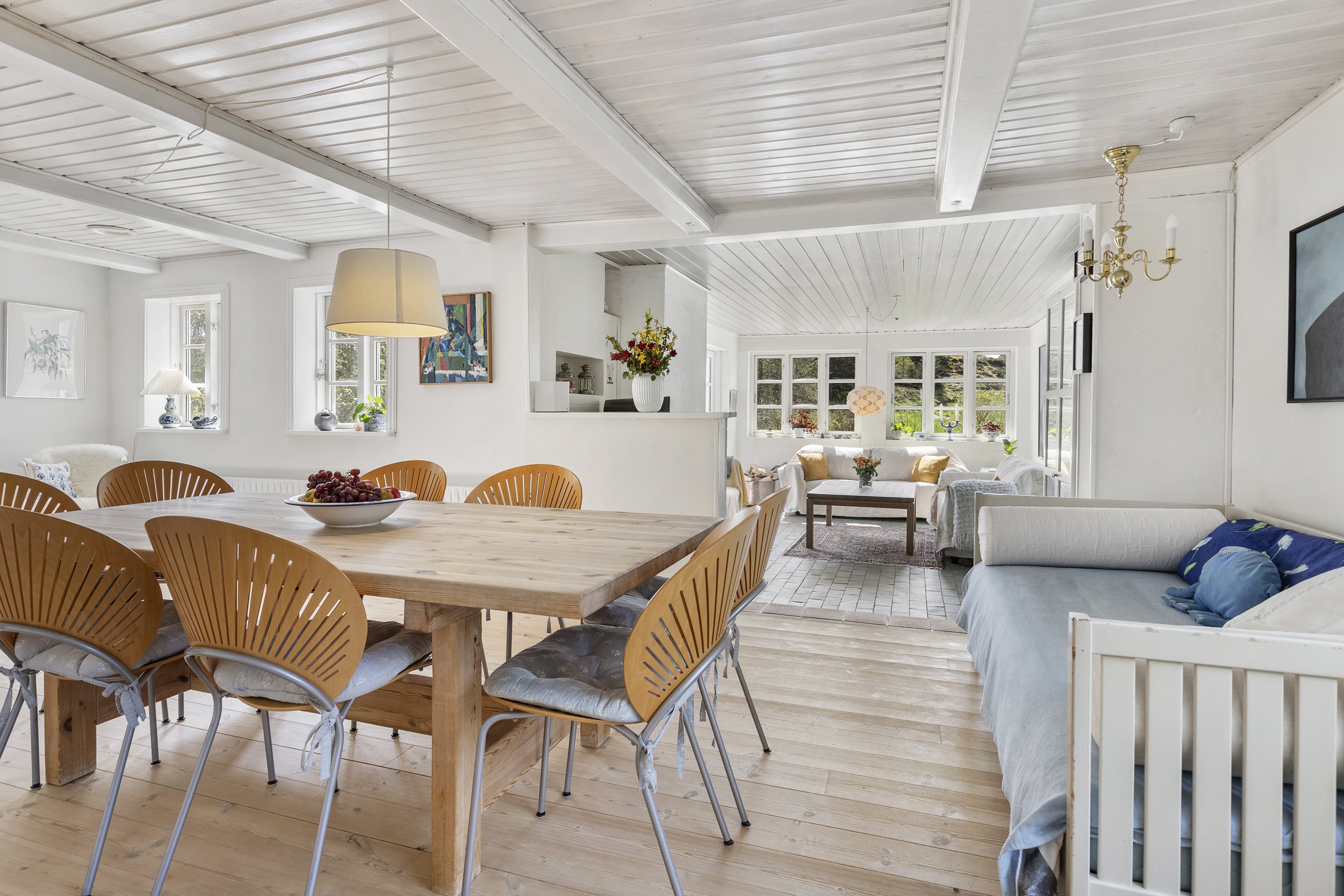 Fremhævet spisestue billede i fuldskærmstilstand. Billede af Granvænget 25, Bjergby, 9800 Hjørring