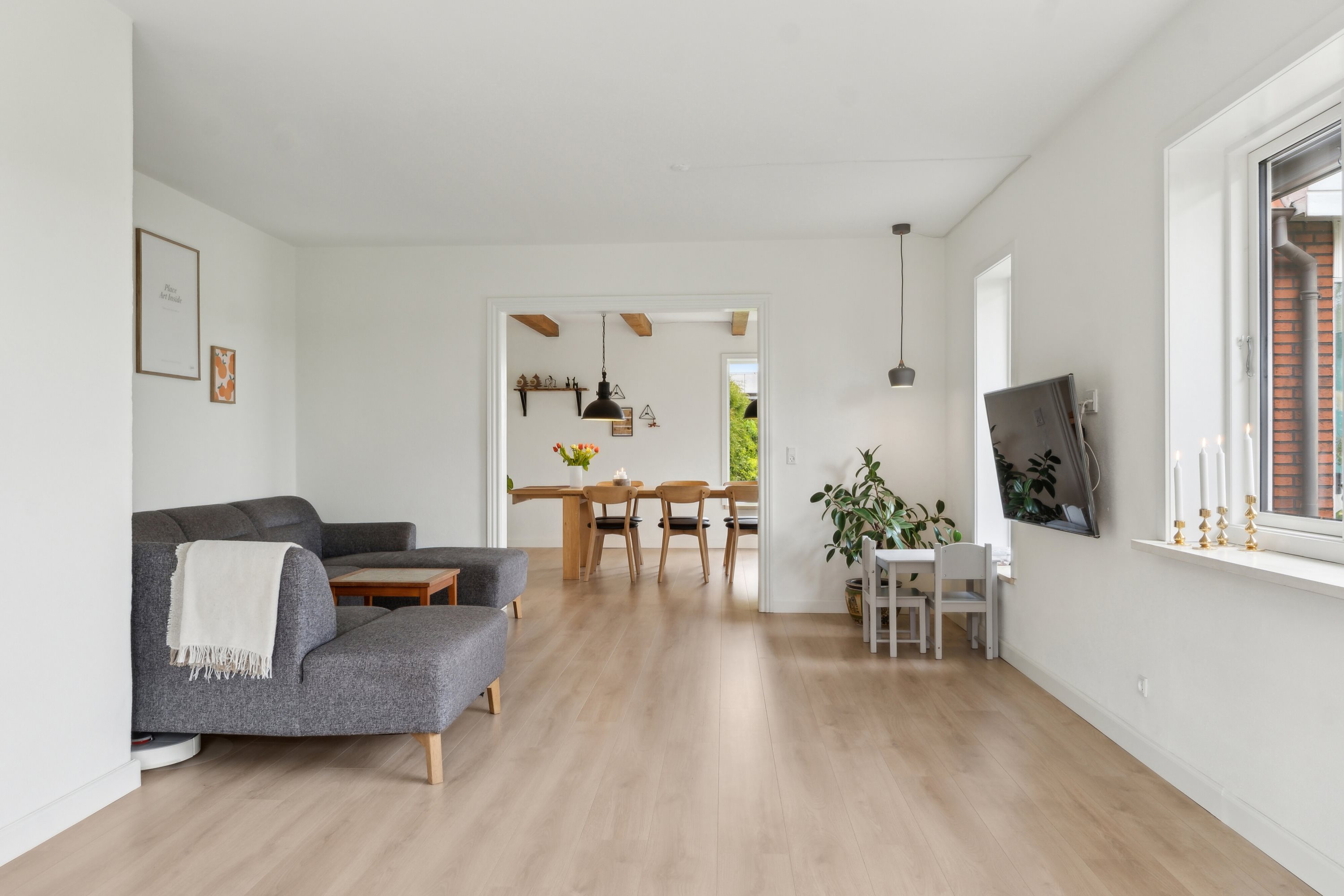 Fremhævet stue billede i fuldskærmstilstand. Billede af Nyborgvej 25, 5863 Ferritslev Fyn