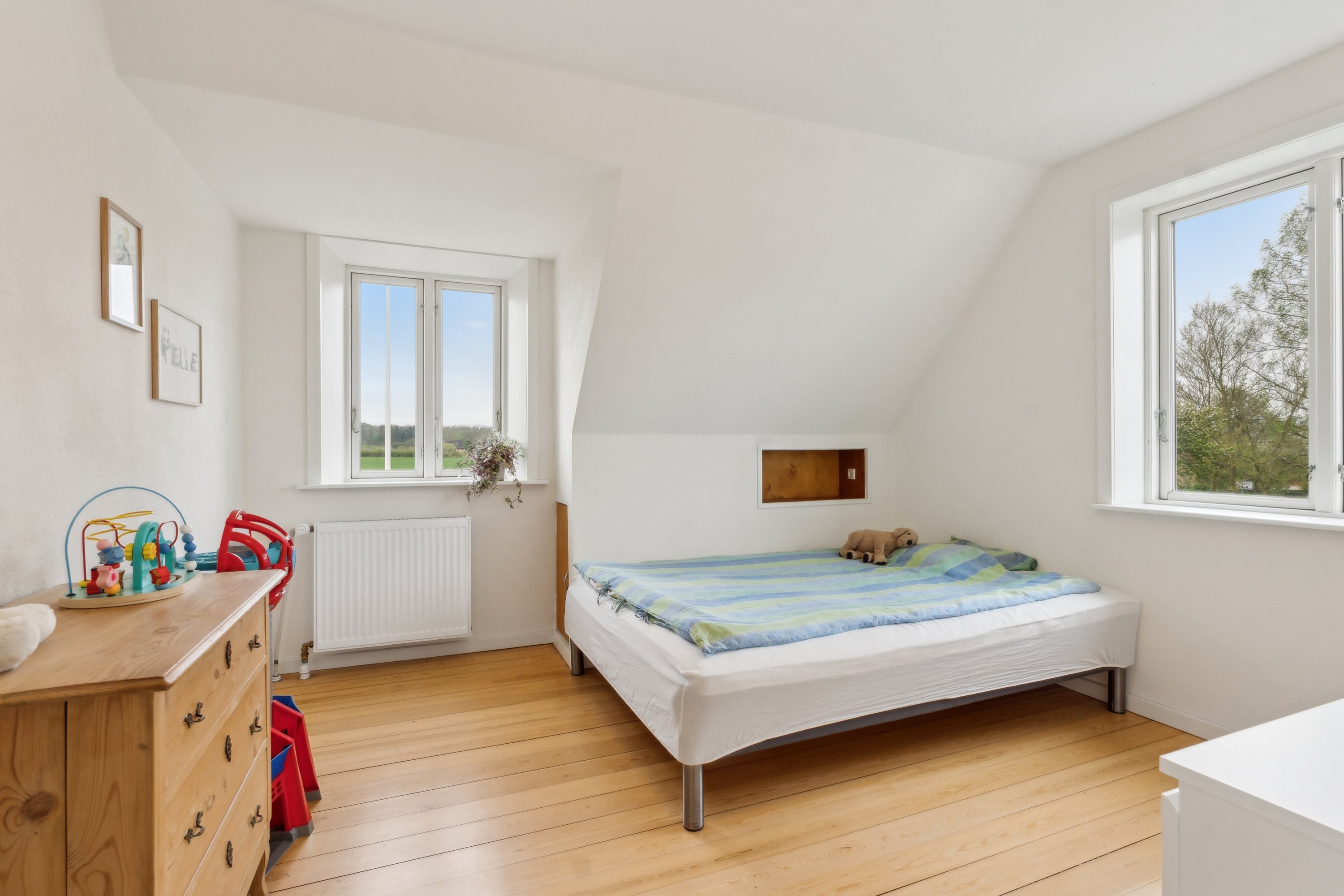 Fremhævet soveværelse billede i fuldskærmstilstand. Billede af Nyborgvej 25, 5863 Ferritslev Fyn
