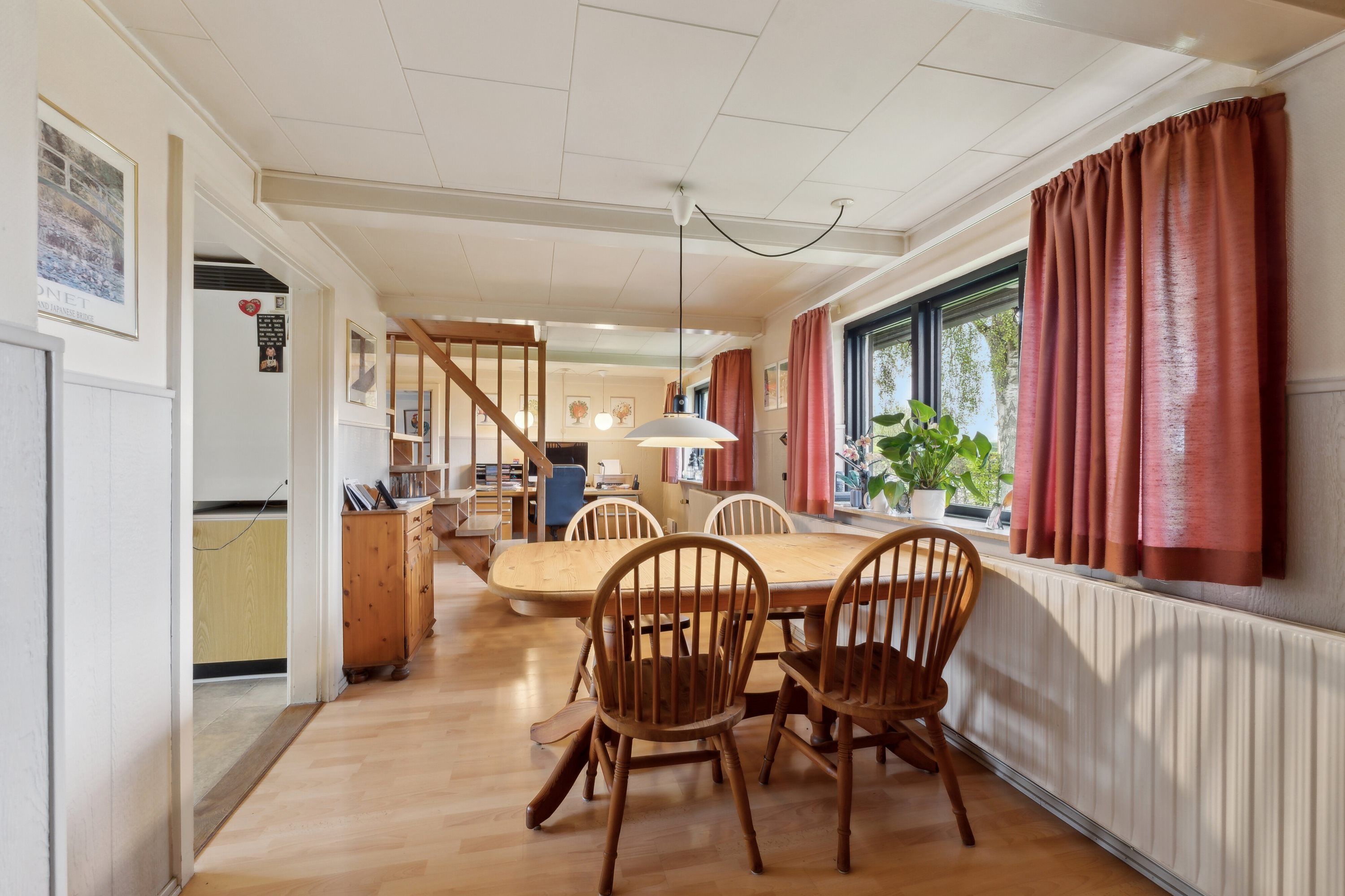 Fremhævet spisestue billede i fuldskærmstilstand. Billede af Skovballevej 44, Tåsinge, 5700 Svendborg