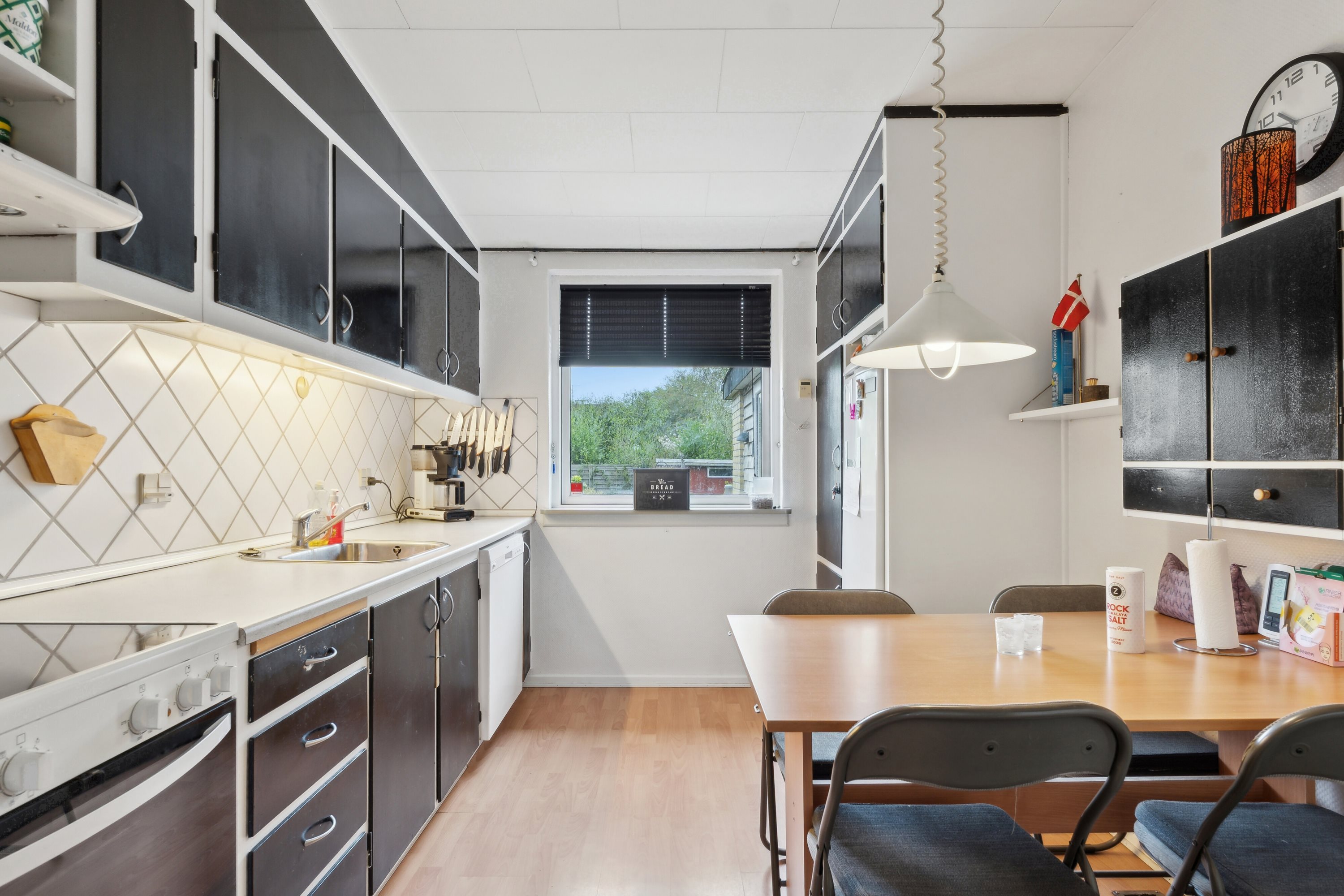 Fremhævet køkken billede i fuldskærmstilstand. Billede af Sangdrosselvej 7, Tåsinge, 5700 Svendborg