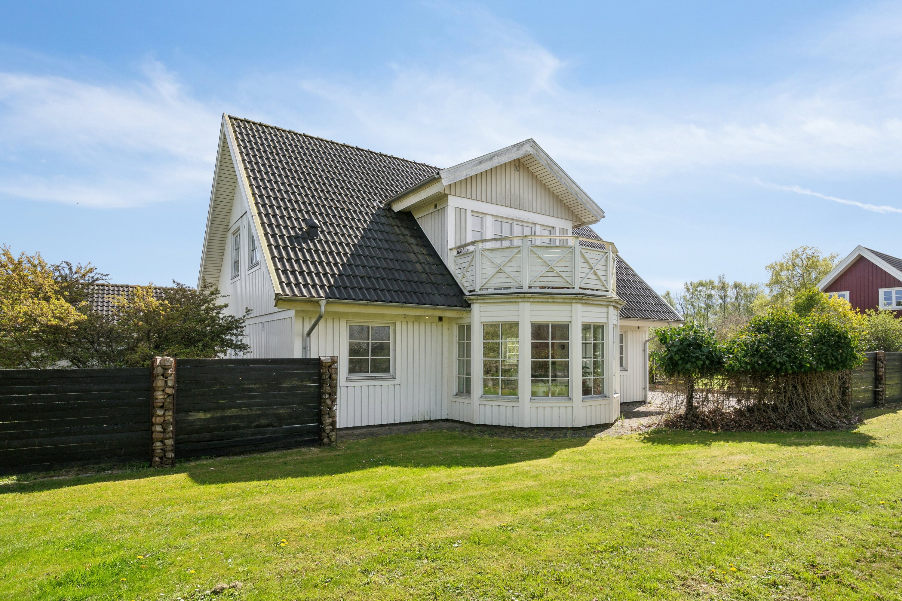 Fremhævet set fra haven billede i fuldskærmstilstand. Billede af Egernvænget 3, Brøderup, 4733 Tappernøje