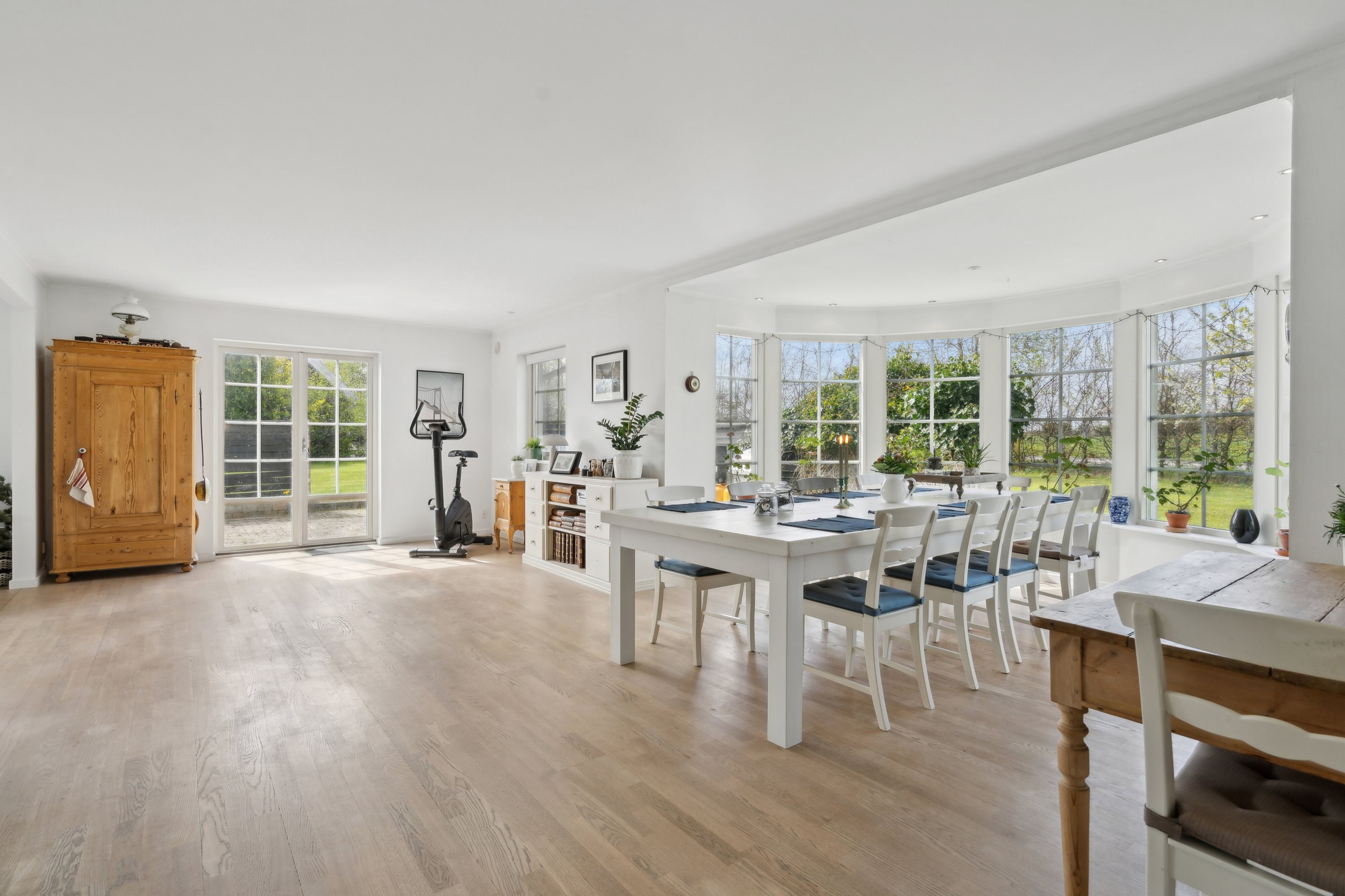 Fremhævet spiseplads billede i fuldskærmstilstand. Billede af Egernvænget 3, Brøderup, 4733 Tappernøje