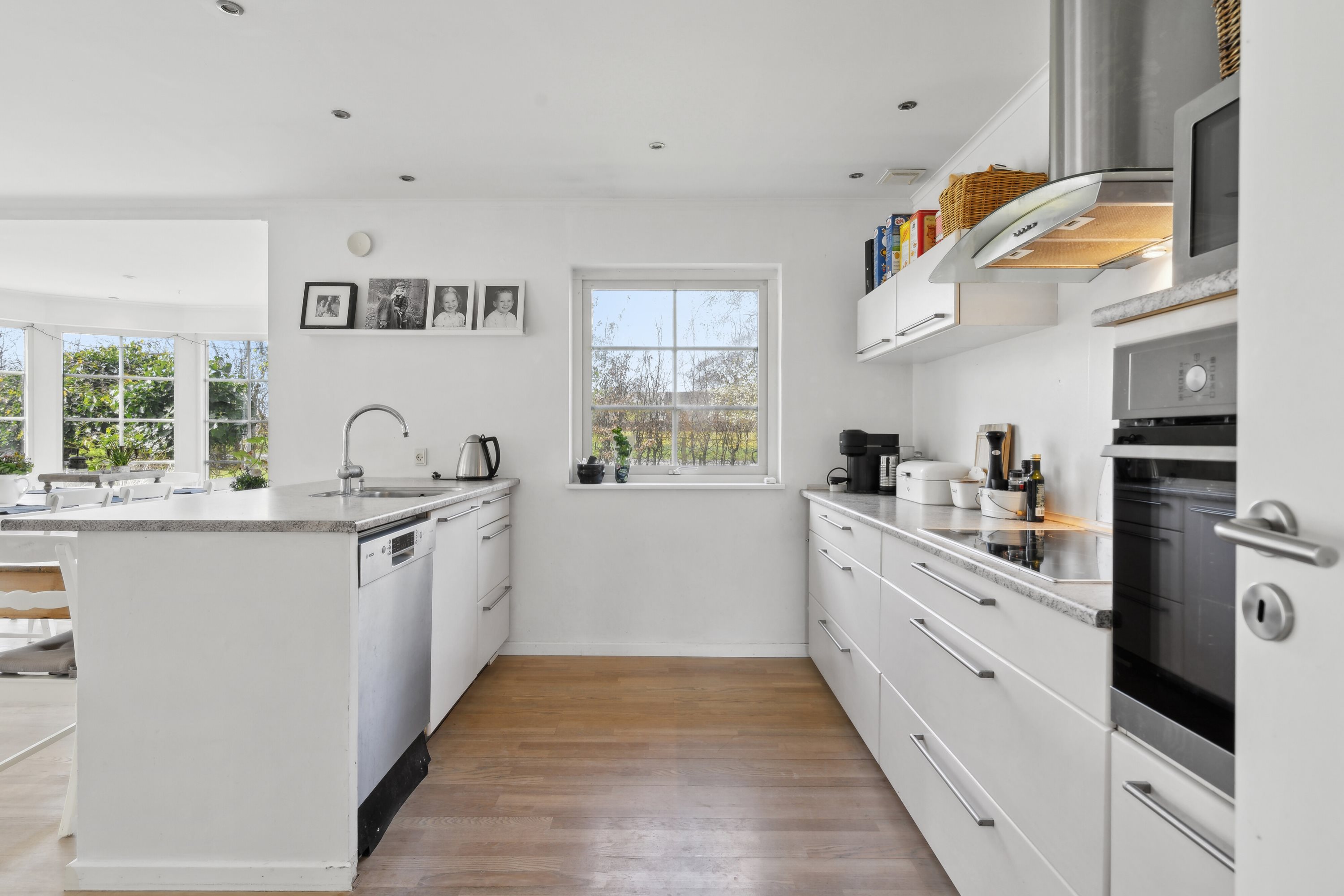 Fremhævet køkken billede i fuldskærmstilstand. Billede af Egernvænget 3, Brøderup, 4733 Tappernøje