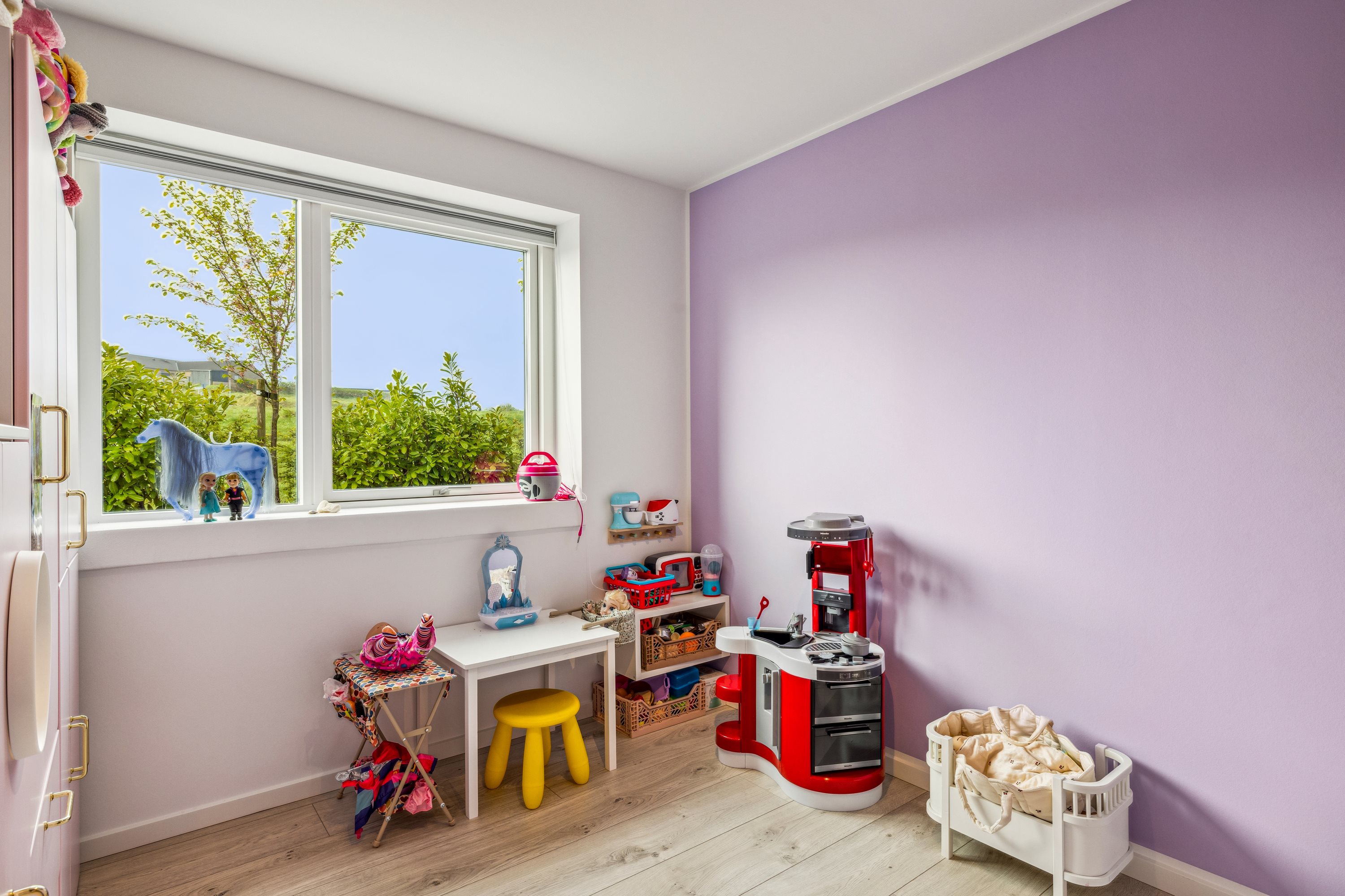 Fremhævet værelse billede i fuldskærmstilstand. Billede af Kappelgårdparken 3, 8410 Rønde