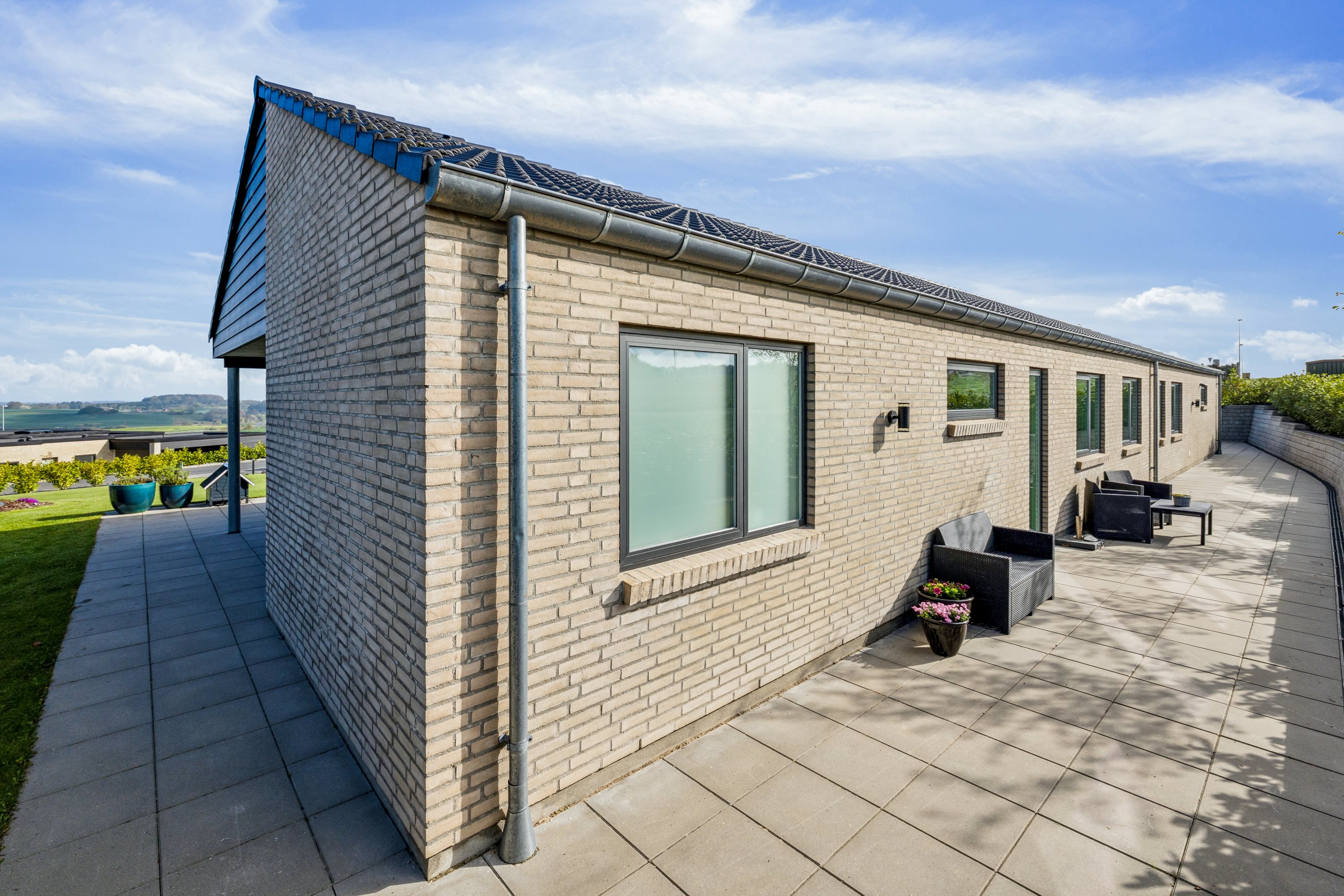 Fremhævet ejendom 1 billede i fuldskærmstilstand. Billede af Kappelgårdparken 3, 8410 Rønde