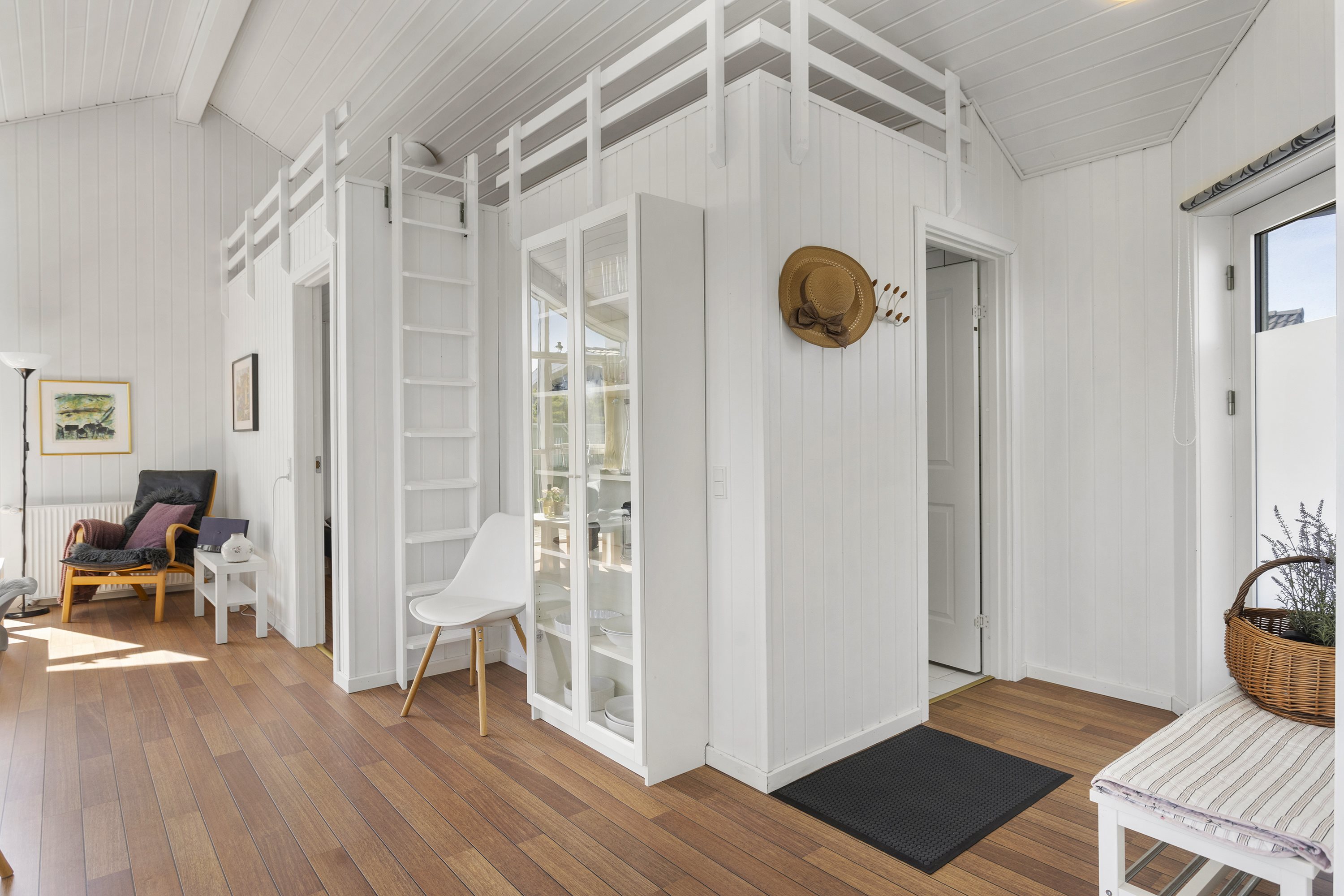 Fremhævet gang billede i fuldskærmstilstand. Billede af Maagevej 1, 9300 Sæby