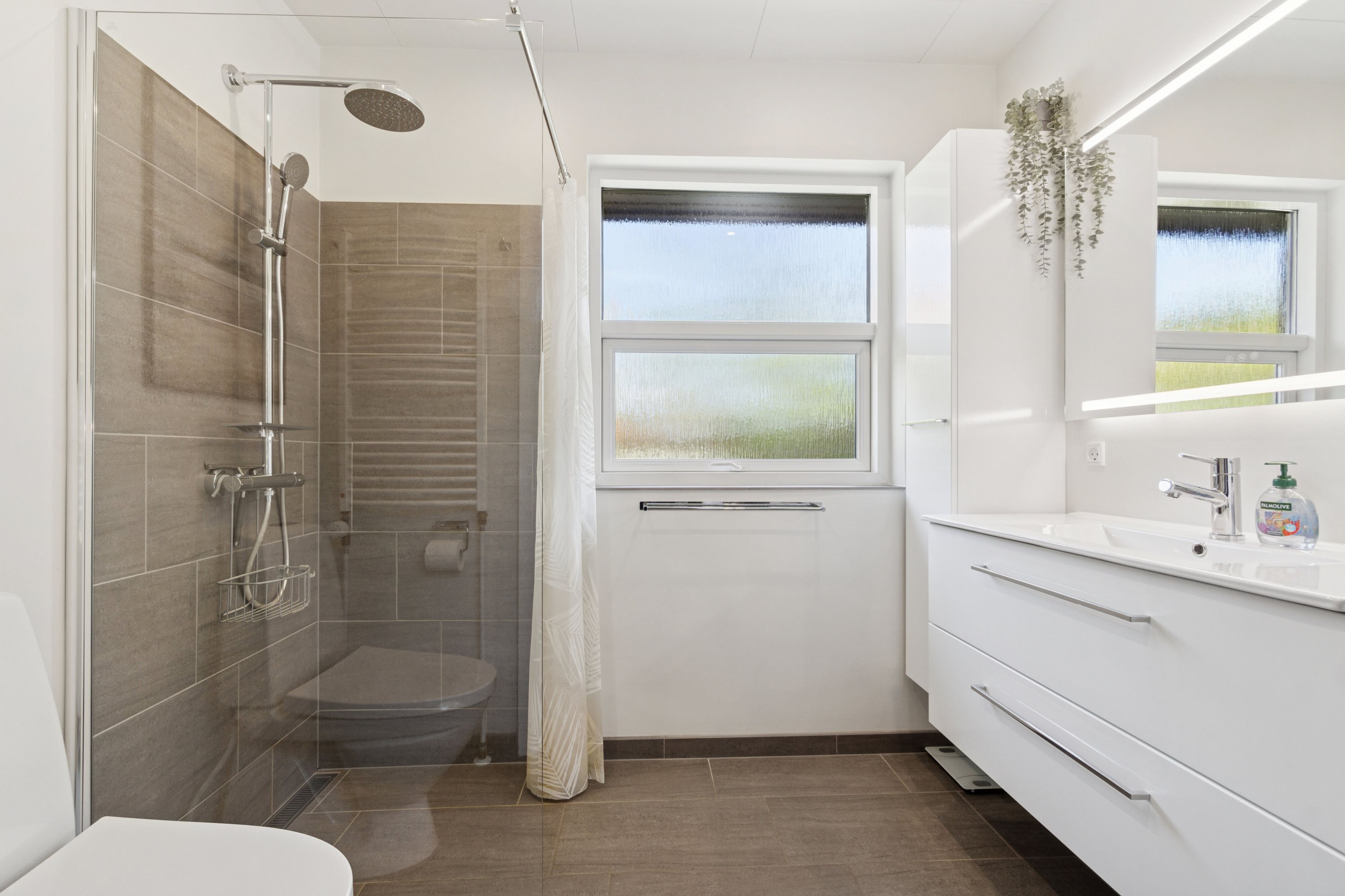 Fremhævet badeværelse billede i fuldskærmstilstand. Billede af Højtofte 22, 7760 Hurup Thy