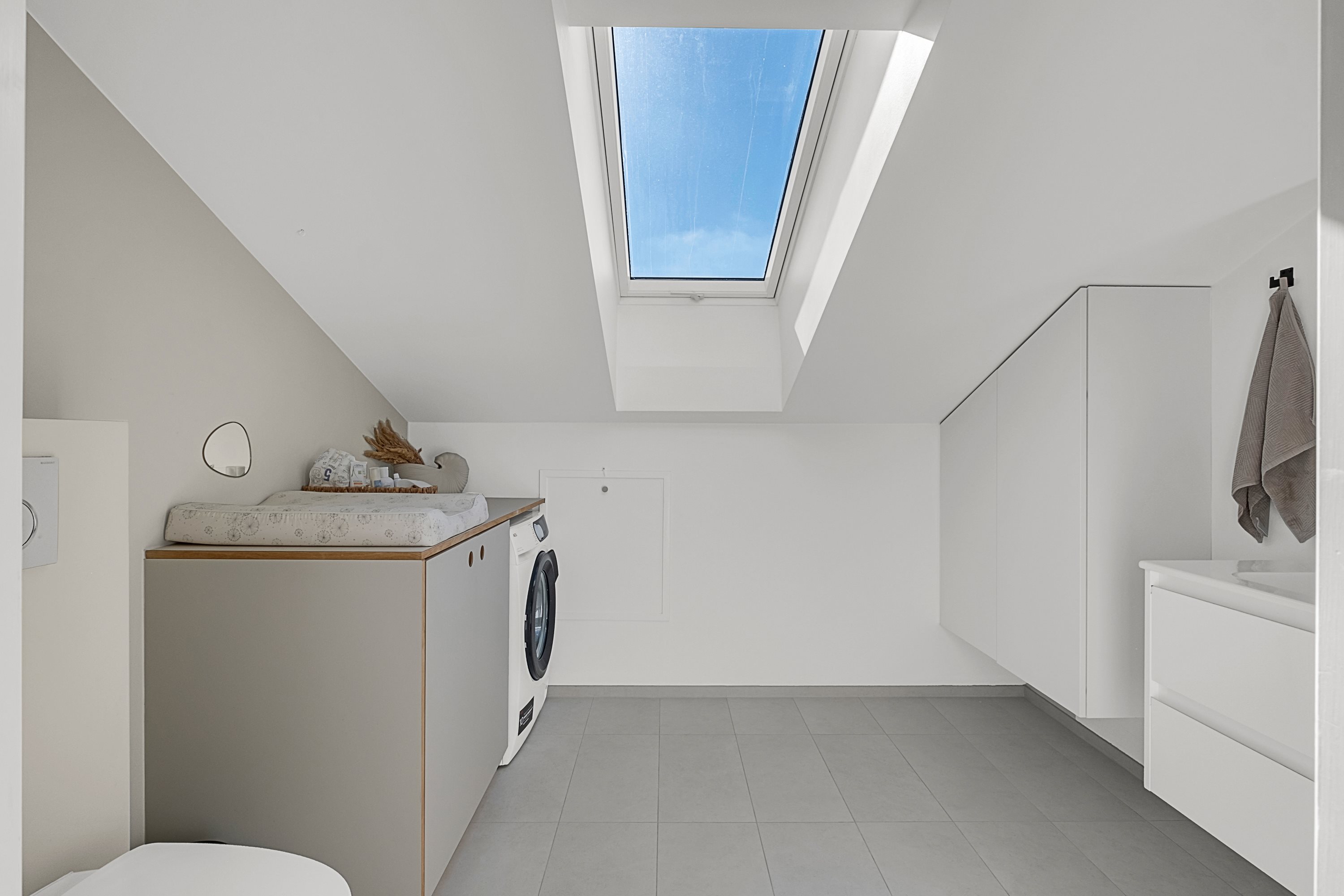 Fremhævet badeværelse billede i fuldskærmstilstand. Billede af Grønnegade 77B, 5. tv., 8000 Aarhus C