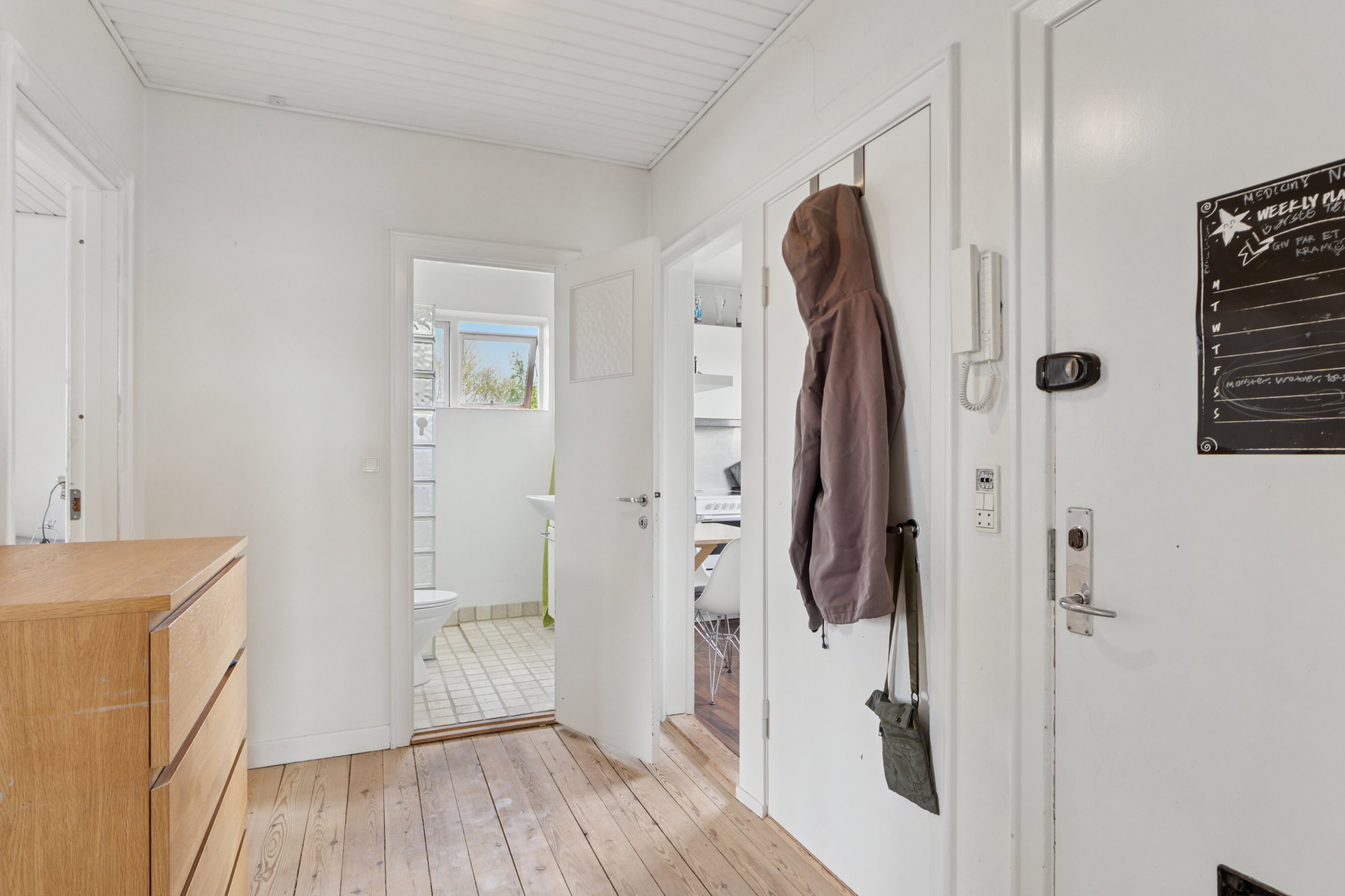 Fremhævet badeværelse billede i fuldskærmstilstand. Billede af Nørregårdsvej 28, 1., 2610 Rødovre