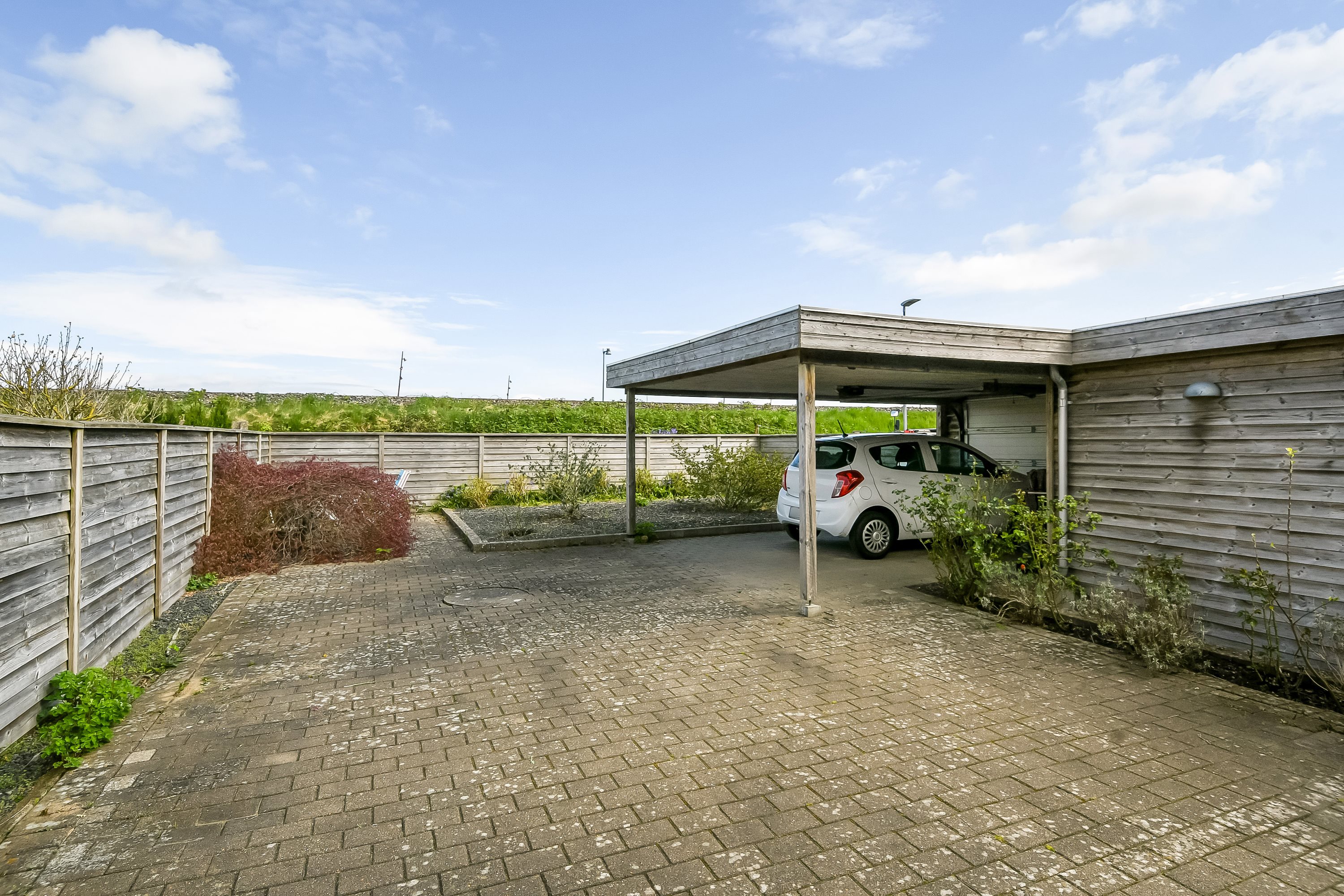 Fremhævet ejendommen billede i fuldskærmstilstand. Billede af Strandvejen 8, 7600 Struer