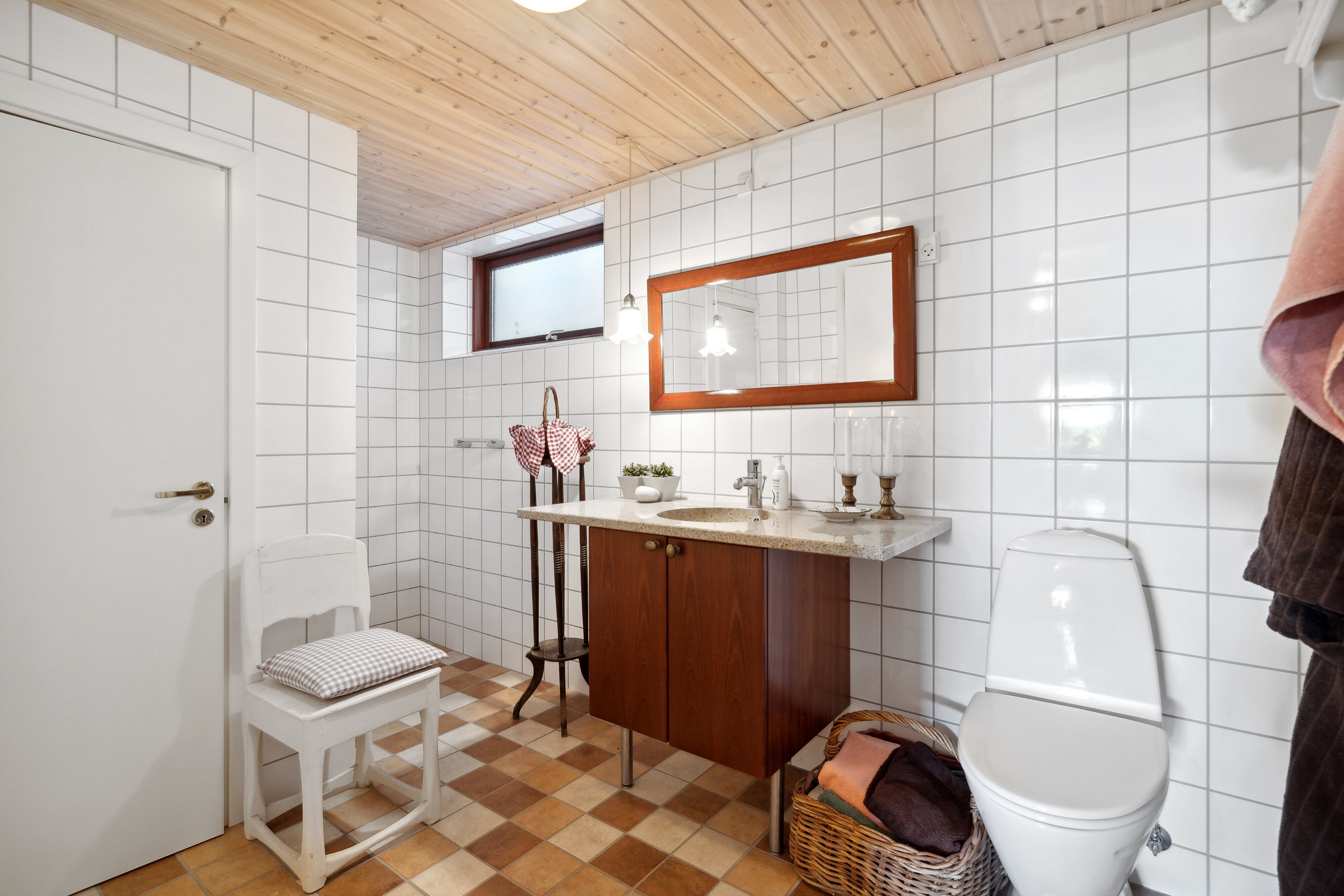 Fremhævet badeværelse billede i fuldskærmstilstand. Billede af Dyrhave 67, 6200 Aabenraa