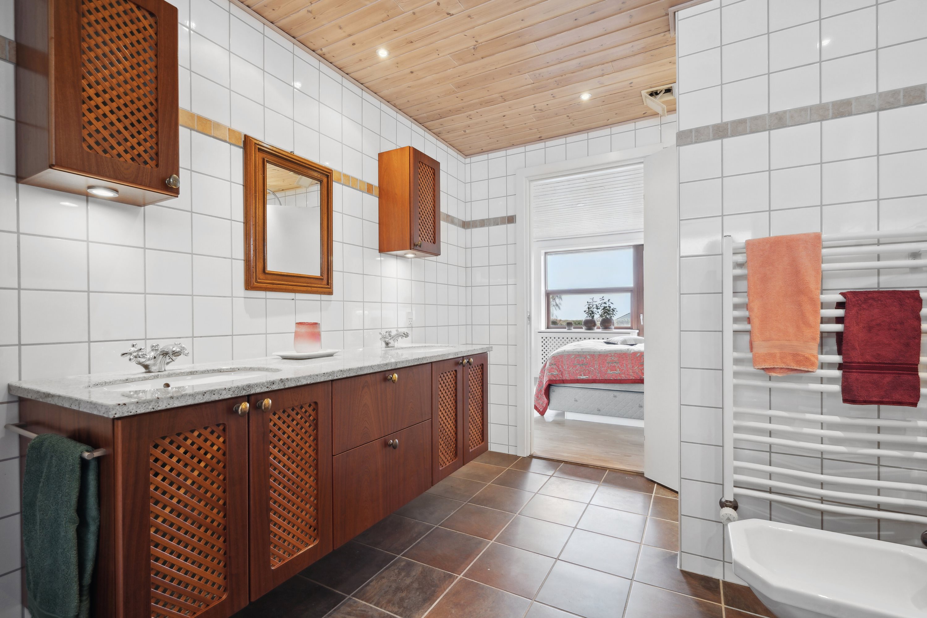 Fremhævet badeværelse billede i fuldskærmstilstand. Billede af Dyrhave 67, 6200 Aabenraa