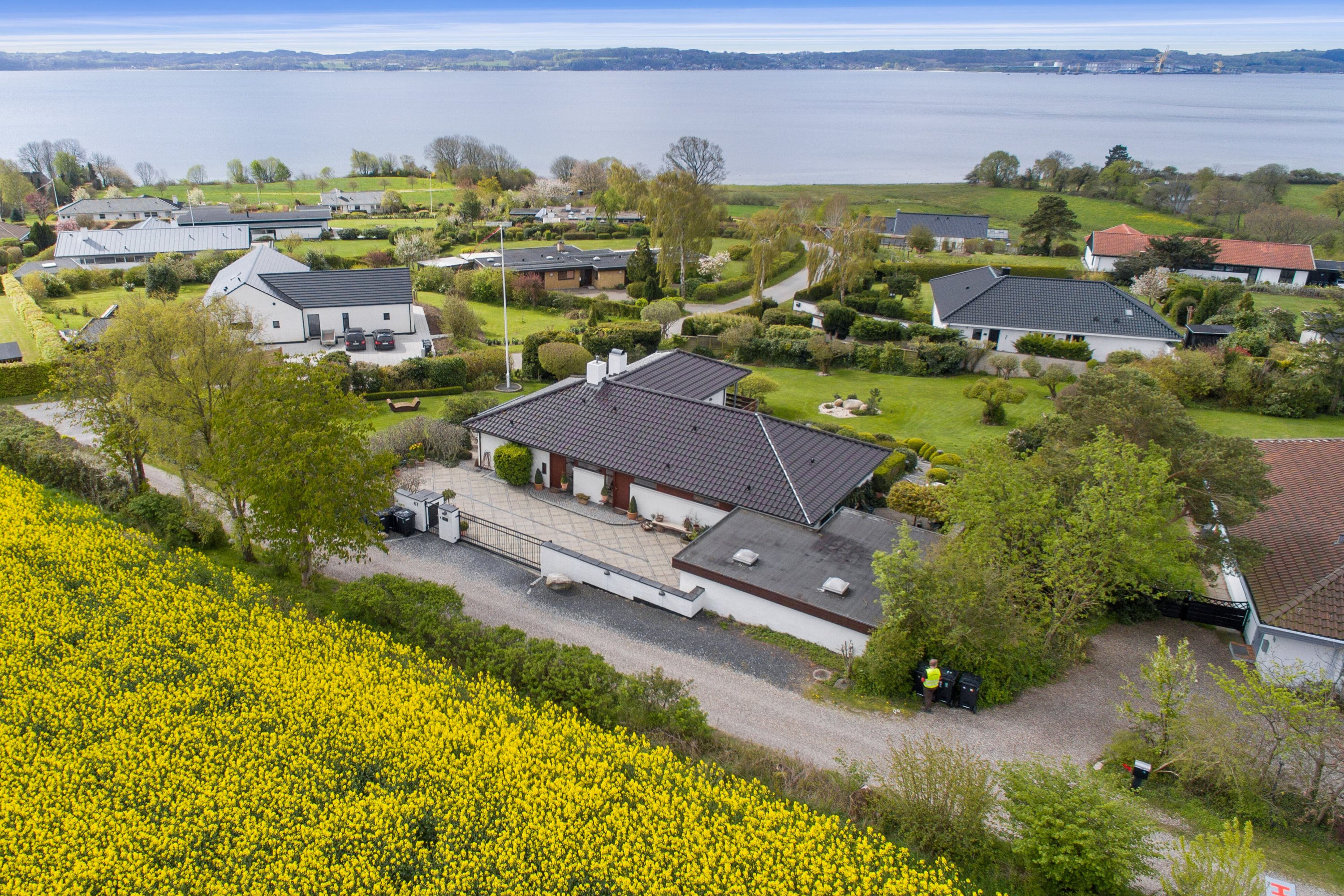 Fremhævet luftfoto billede i fuldskærmstilstand. Billede af Dyrhave 67, 6200 Aabenraa