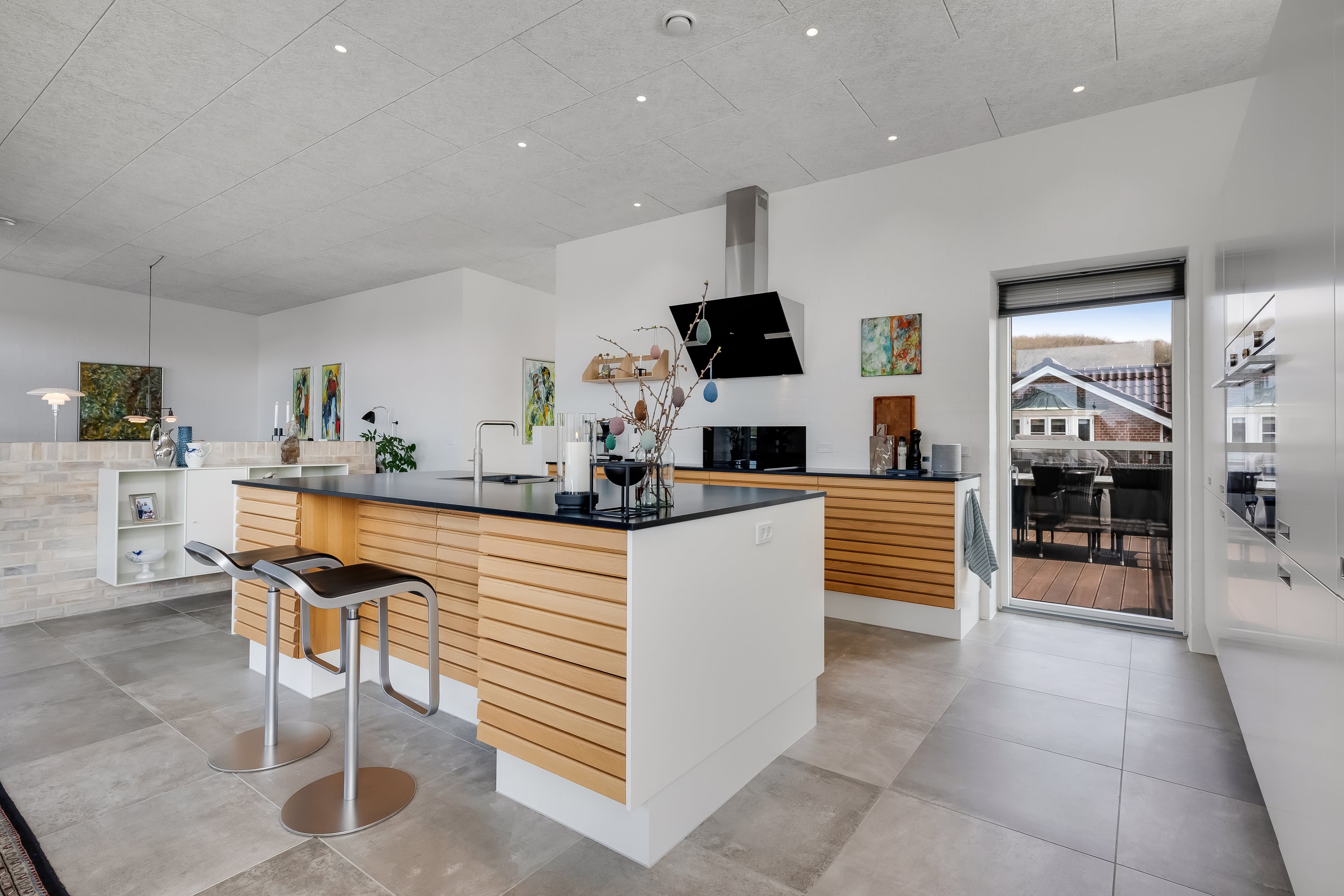 Fremhævet køkkenalrum billede i fuldskærmstilstand. Billede af Rønbjerghage 2A, Nørlem, 7620 Lemvig