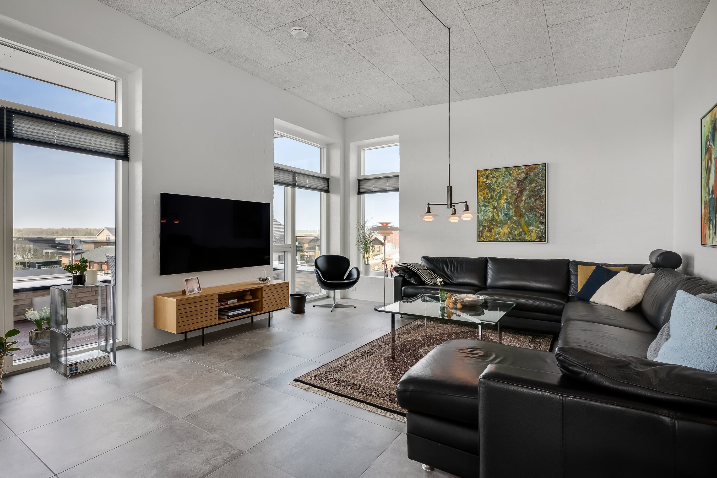 Fremhævet stue billede i fuldskærmstilstand. Billede af Rønbjerghage 2A, Nørlem, 7620 Lemvig