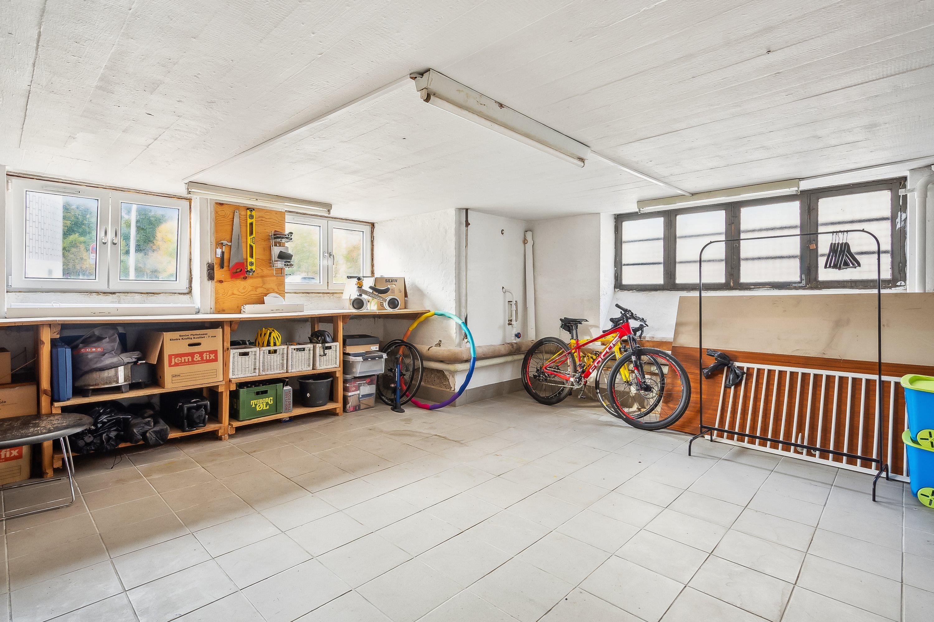 Fremhævet kælder billede i fuldskærmstilstand. Billede af Europa Plads 4B, 1. th., 9000 Aalborg