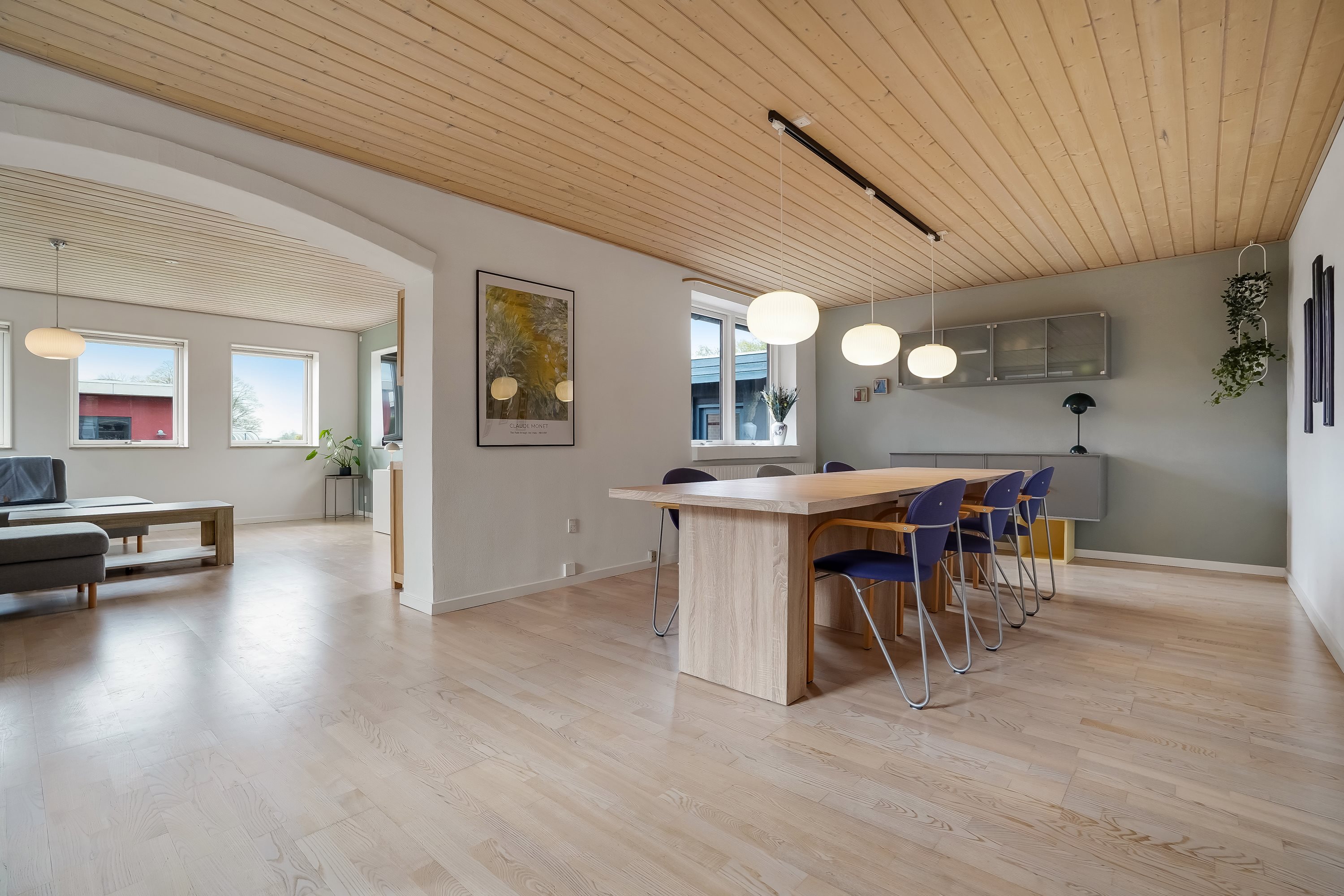 Fremhævet stue billede i fuldskærmstilstand. Billede af Sydtoften 1, 7160 Tørring