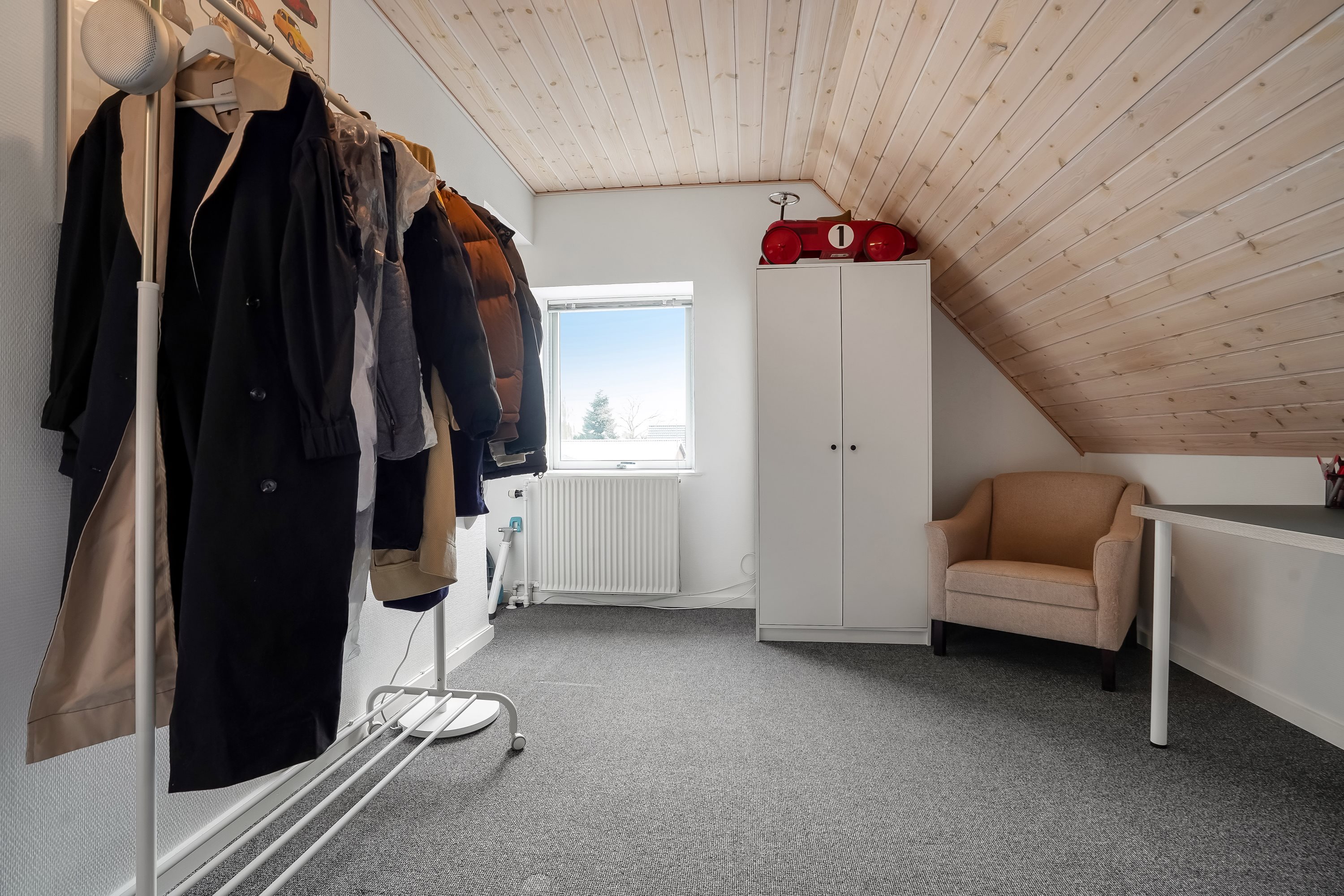 Fremhævet værelse billede i fuldskærmstilstand. Billede af Sydtoften 1, 7160 Tørring