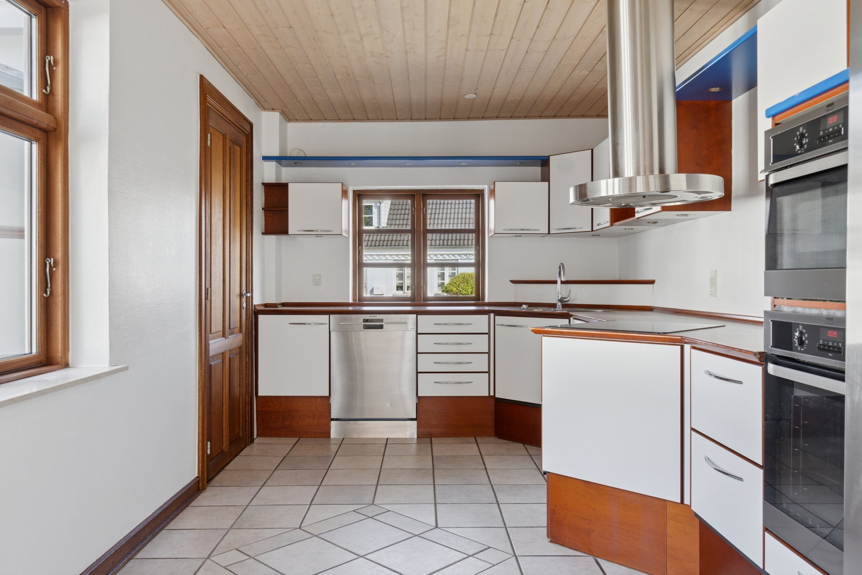 Fremhævet køkken billede i fuldskærmstilstand. Billede af Landervejen 11, Reersø Str, 4281 Gørlev