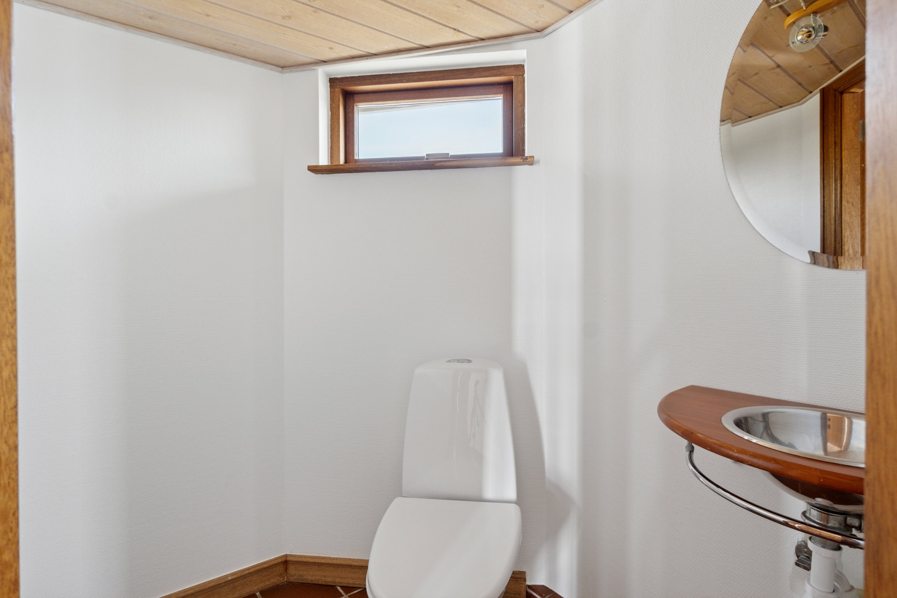 Fremhævet badeværelse billede i fuldskærmstilstand. Billede af Landervejen 11, Reersø Str, 4281 Gørlev