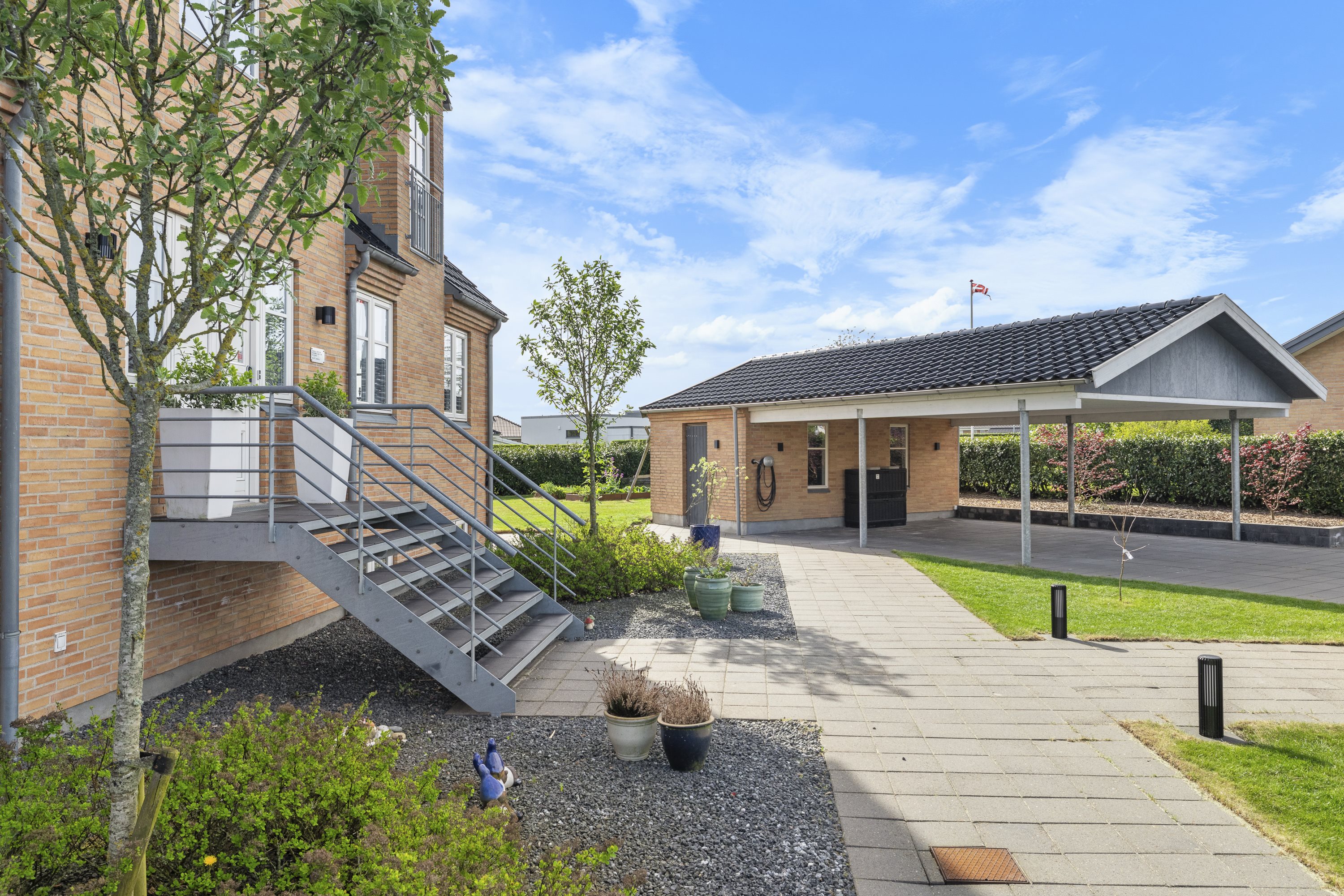 Fremhævet facade billede i fuldskærmstilstand. Billede af Asser Jensens Vej 41, 7000 Fredericia