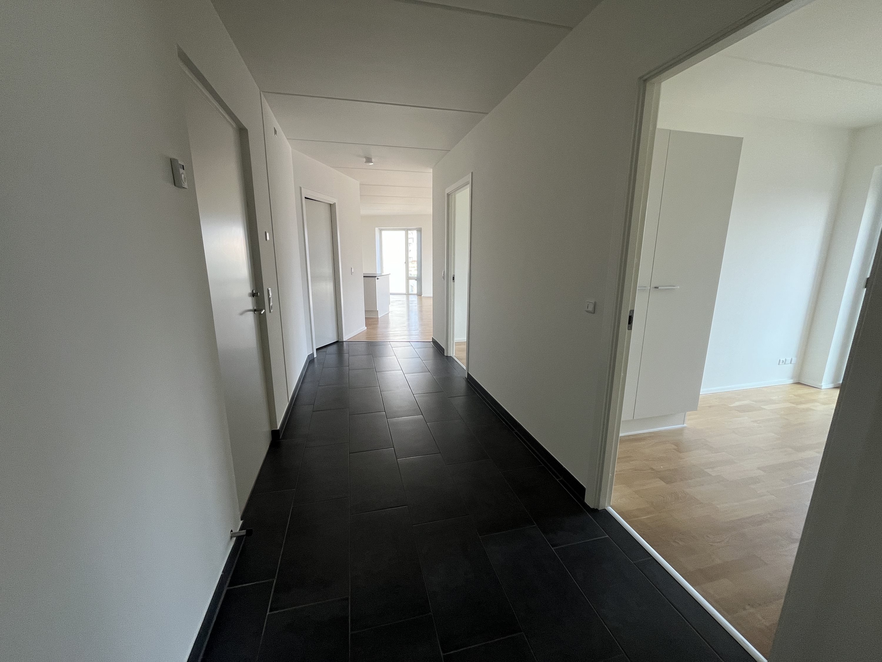 Fremhævet  billede i fuldskærmstilstand. Billede af Toldbodhusevej 37, 1. mf., 5000 Odense C