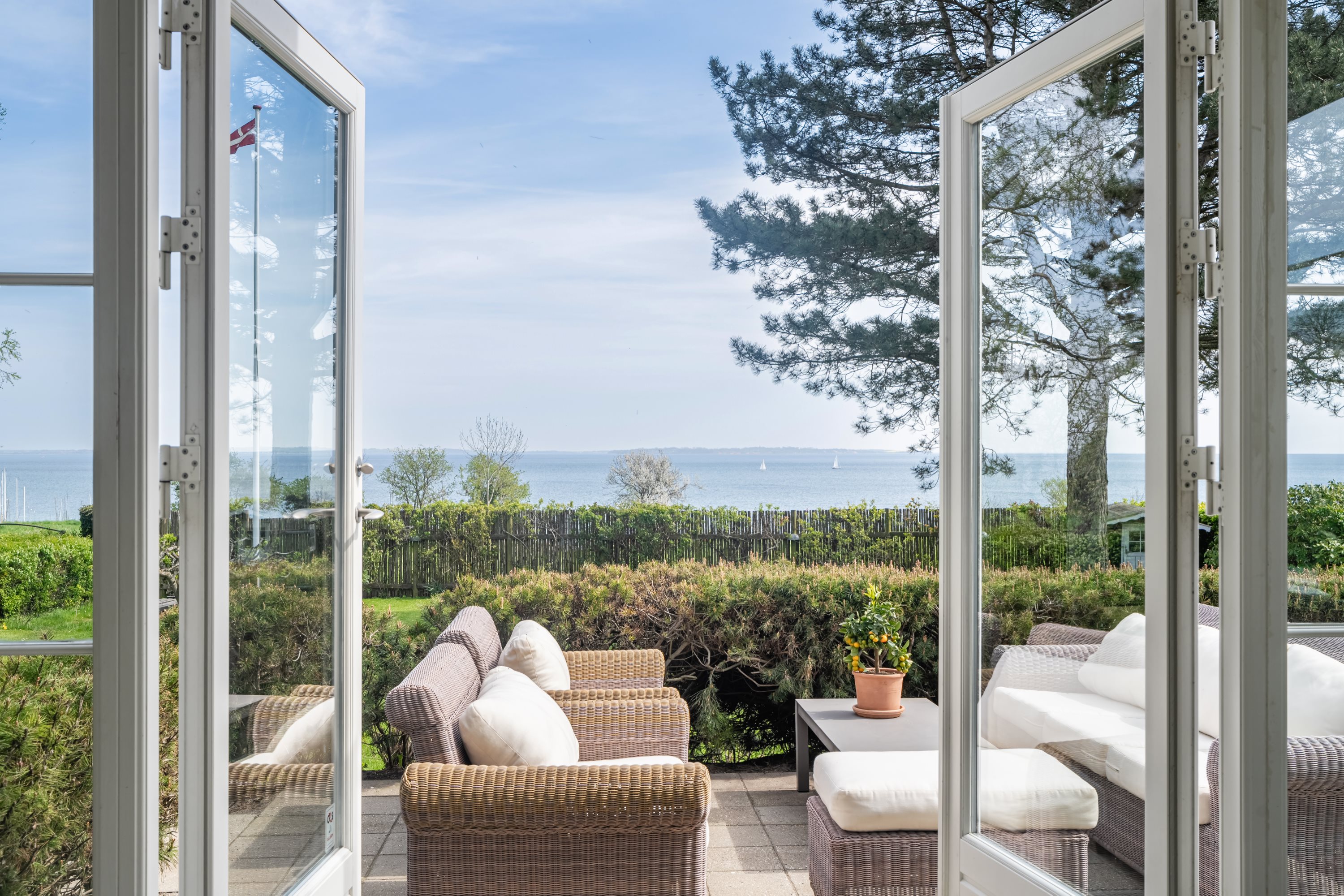 Fremhævet  billede i fuldskærmstilstand. Billede af Solbakkevej 8, 3050 Humlebæk