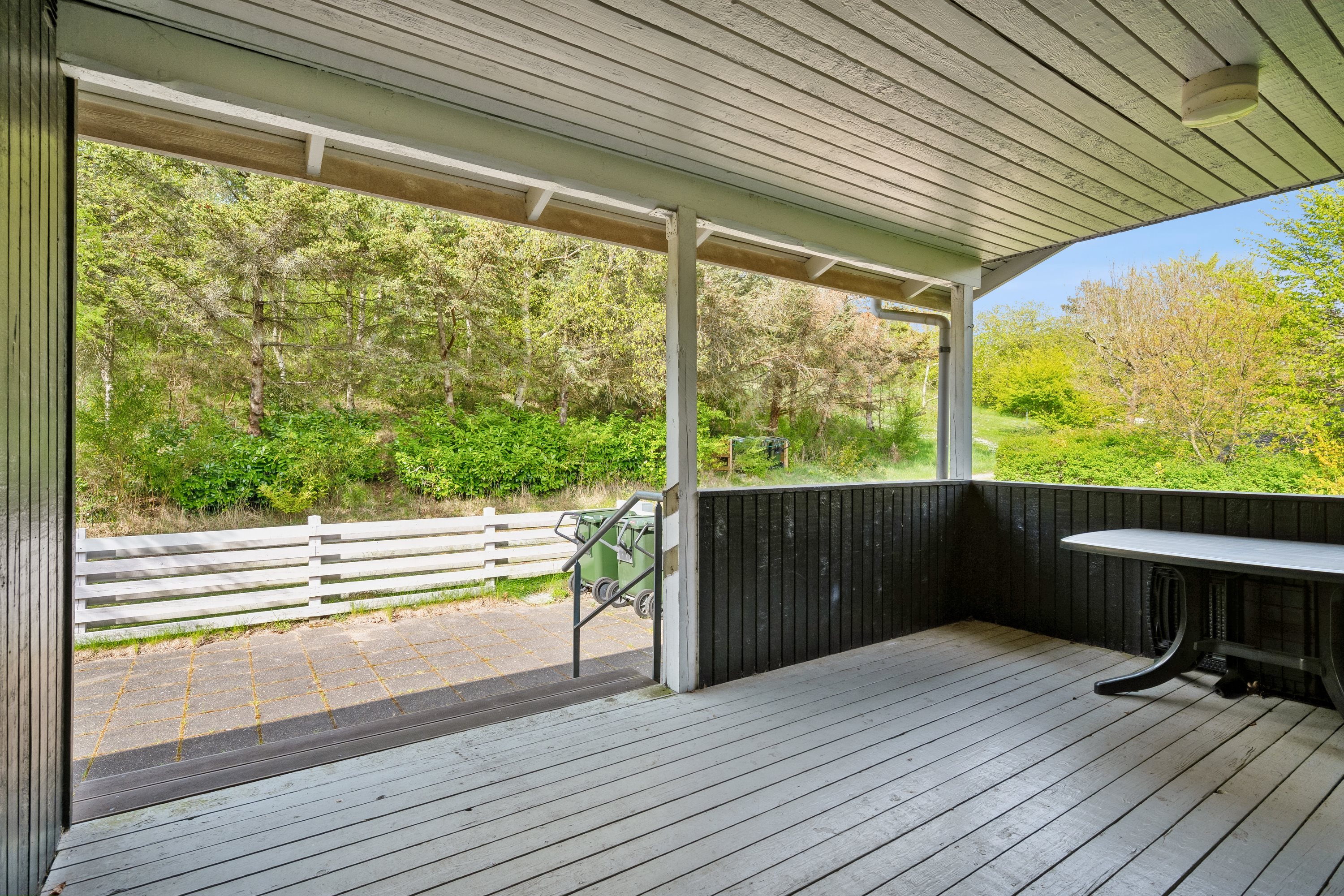 Fremhævet terrasse billede i fuldskærmstilstand. Billede af Tjørnevej 3, Handrup Strand, 8400 Ebeltoft