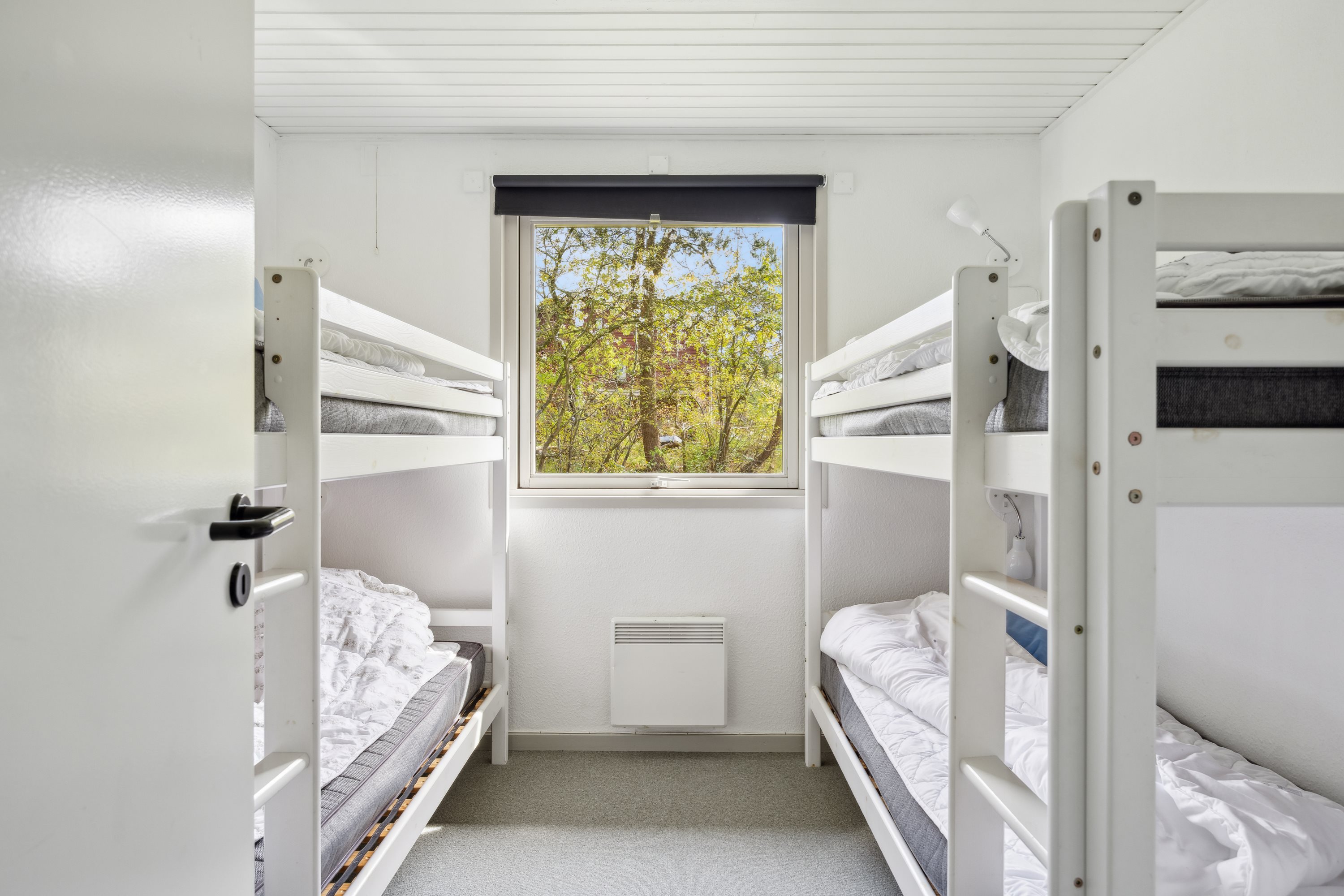 Fremhævet køkken billede i fuldskærmstilstand. Billede af Tjørnevej 3, Handrup Strand, 8400 Ebeltoft