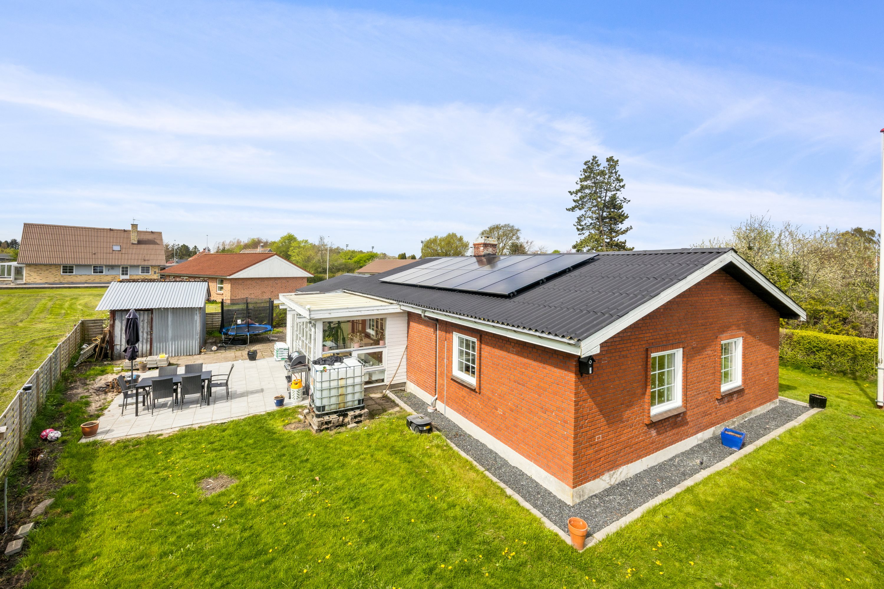 Fremhævet ejendom 1 billede i fuldskærmstilstand. Billede af Kolonihaven 3, Skelund, 9560 Hadsund