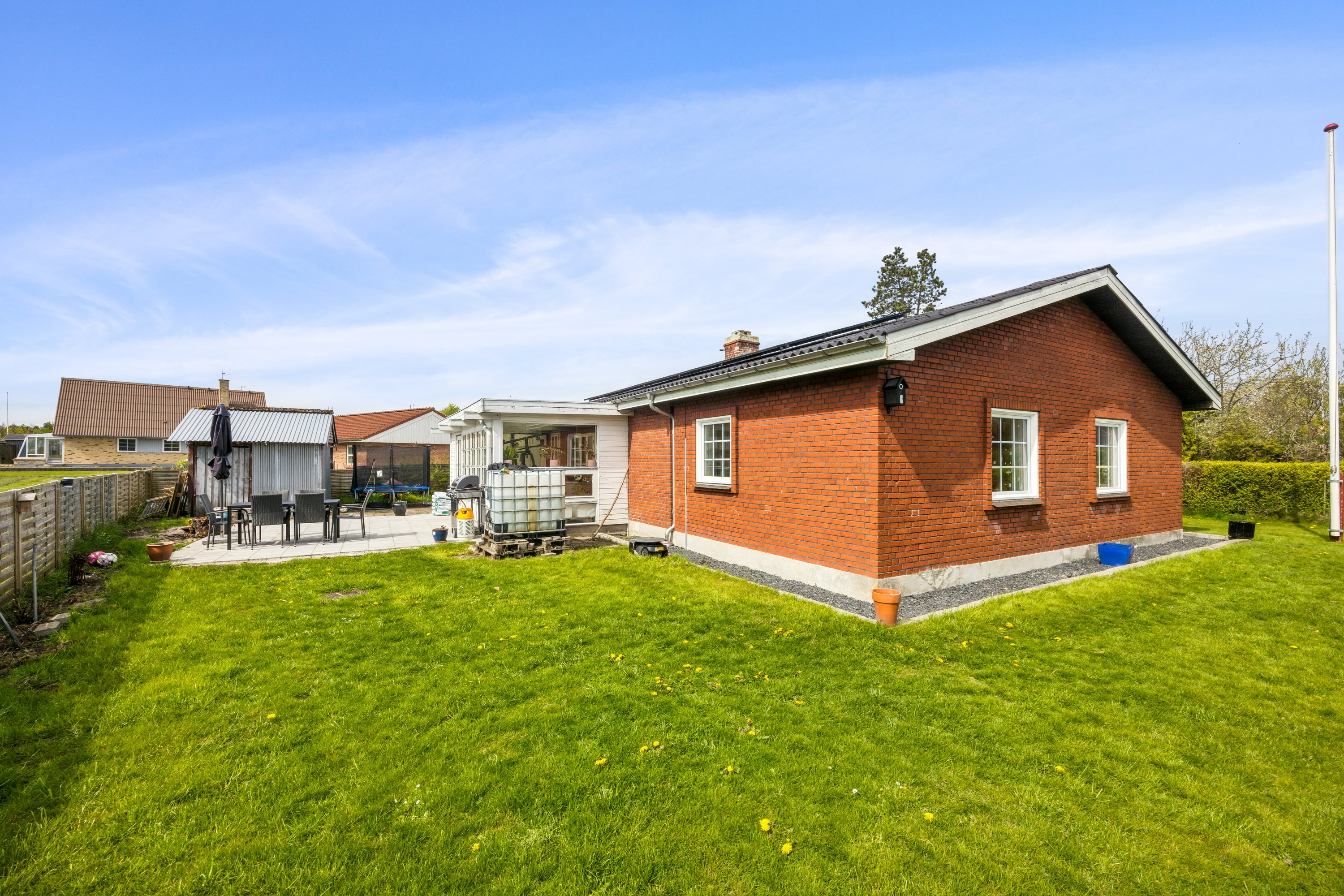 Fremhævet ejendom 1 billede i fuldskærmstilstand. Billede af Kolonihaven 3, Skelund, 9560 Hadsund