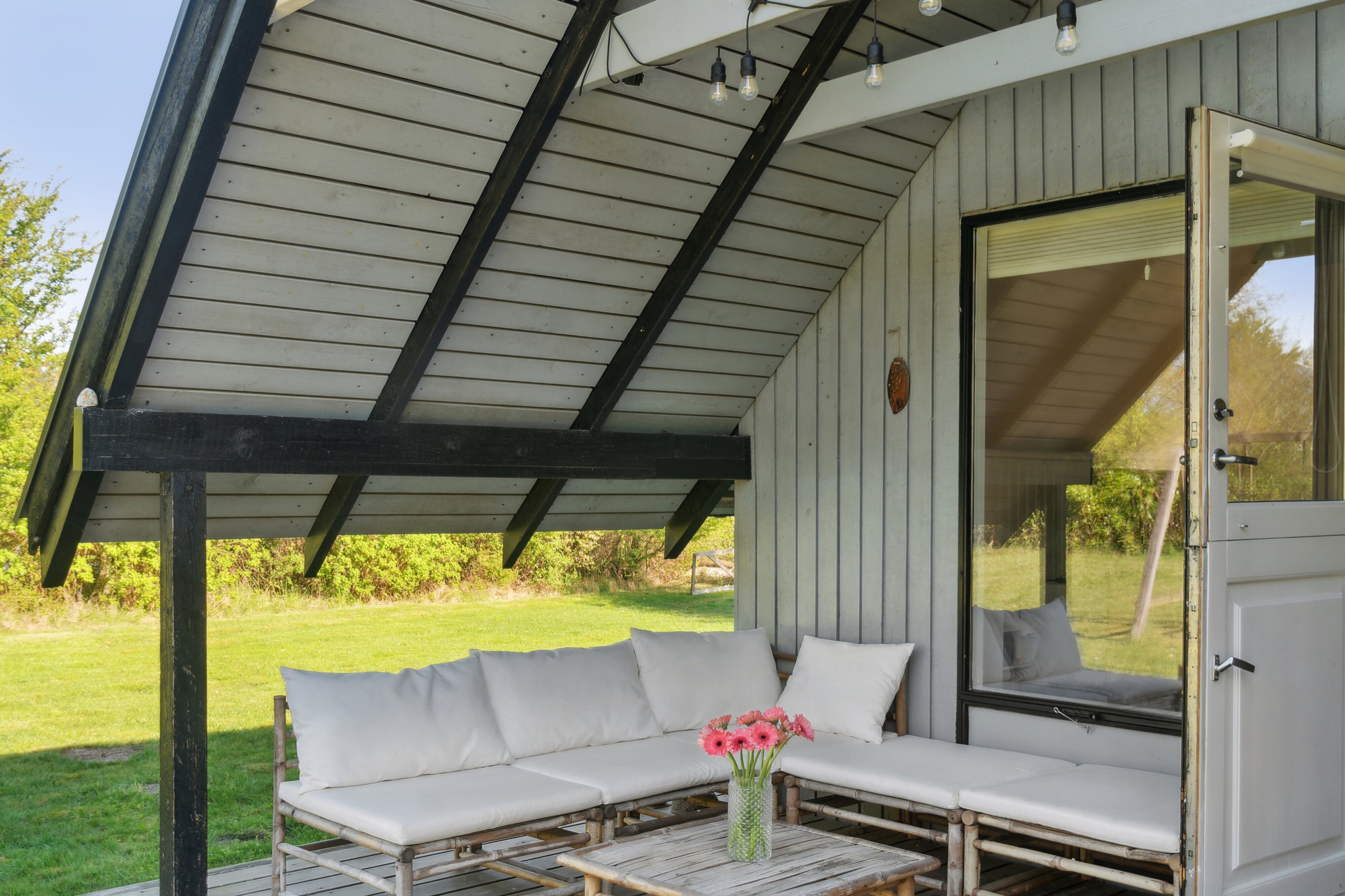 Fremhævet udendørs billede i fuldskærmstilstand. Billede af Tjørnevænget 1, 4400 Kalundborg