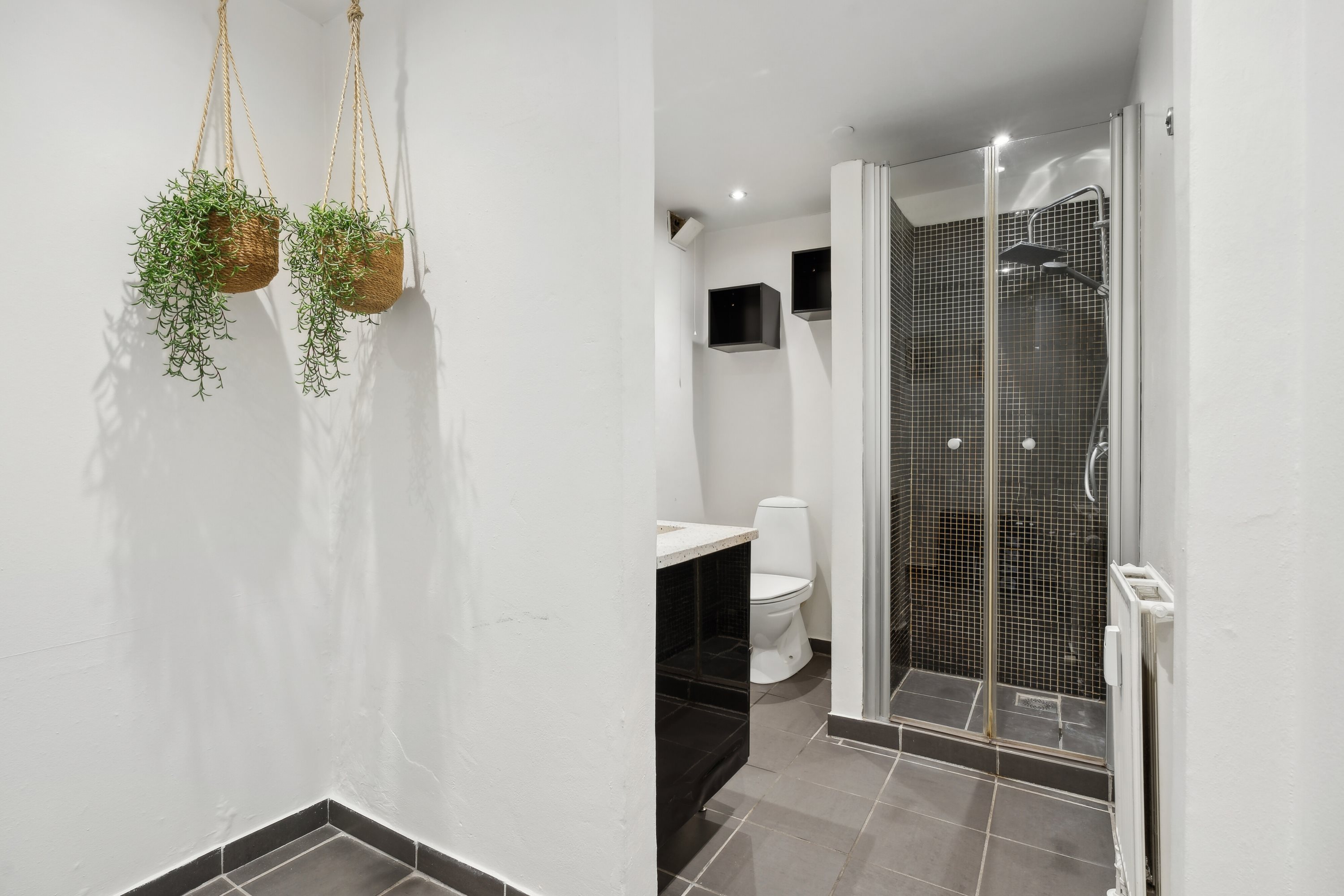 Fremhævet badeværelse billede i fuldskærmstilstand. Billede af Silkeborgvej 24, st.. 4., 7400 Herning