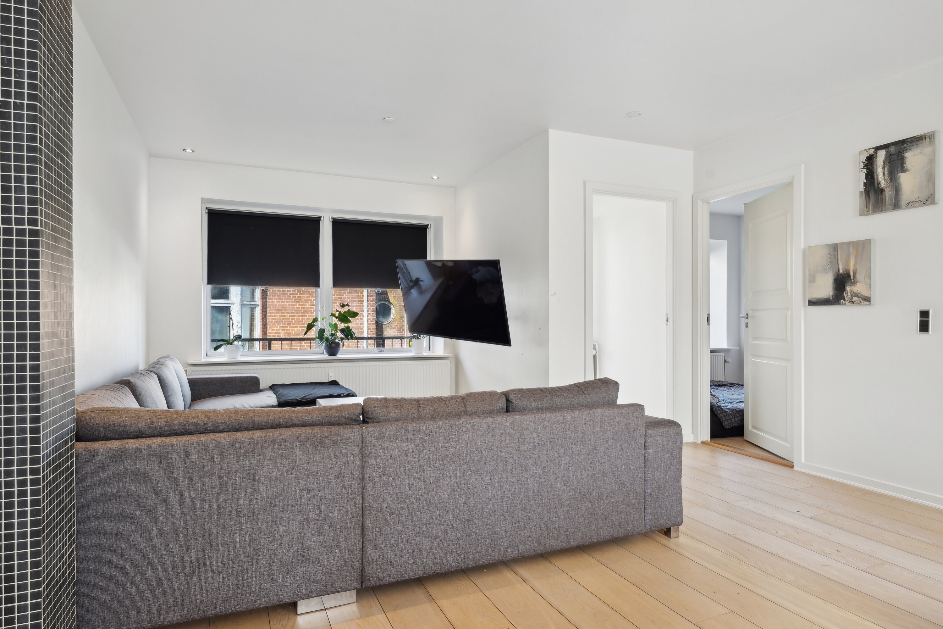 Fremhævet stue billede i fuldskærmstilstand. Billede af Silkeborgvej 24, st.. 4., 7400 Herning