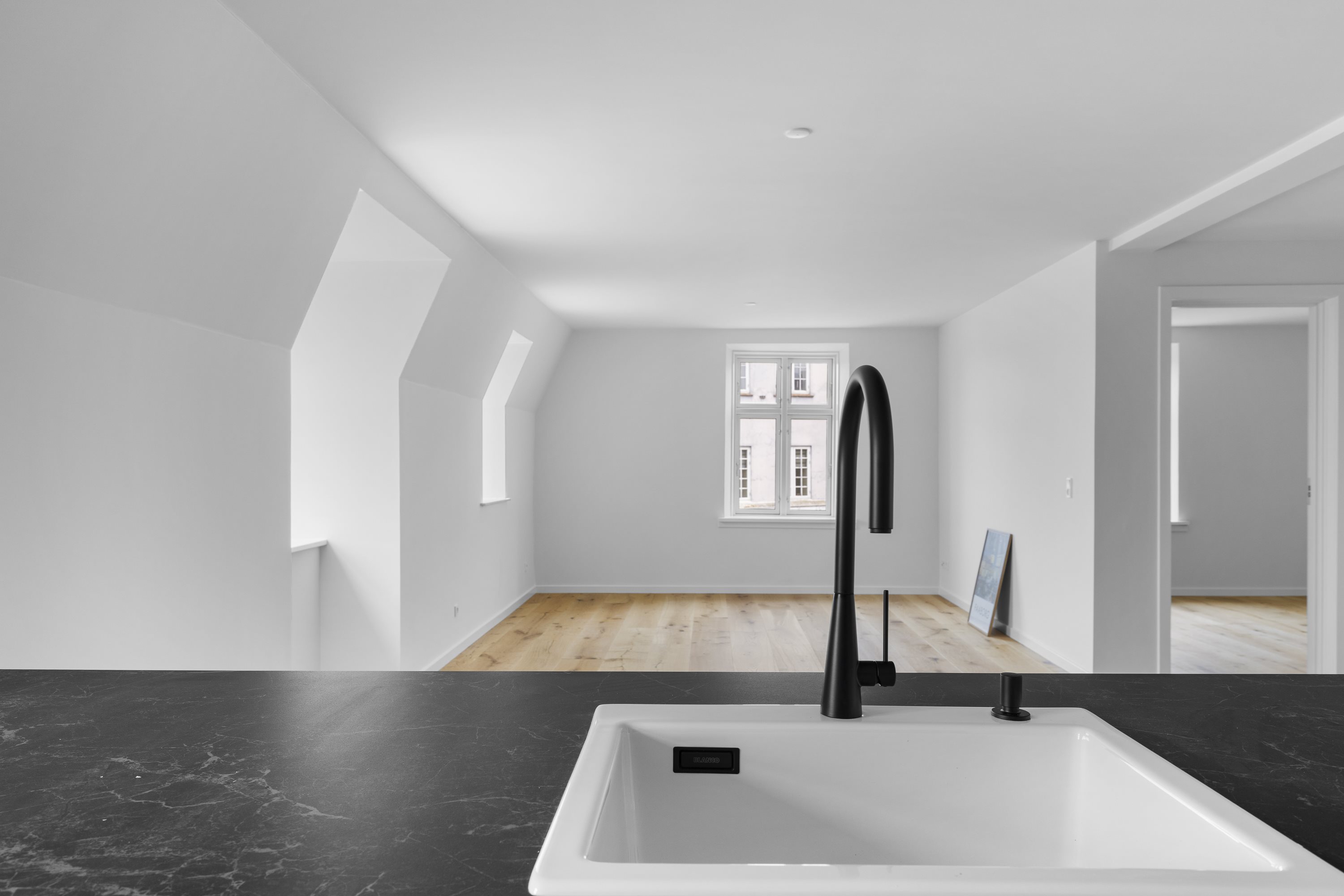 Fremhævet stue billede i fuldskærmstilstand. Billede af Østergade 51, 1. th., 5600 Faaborg