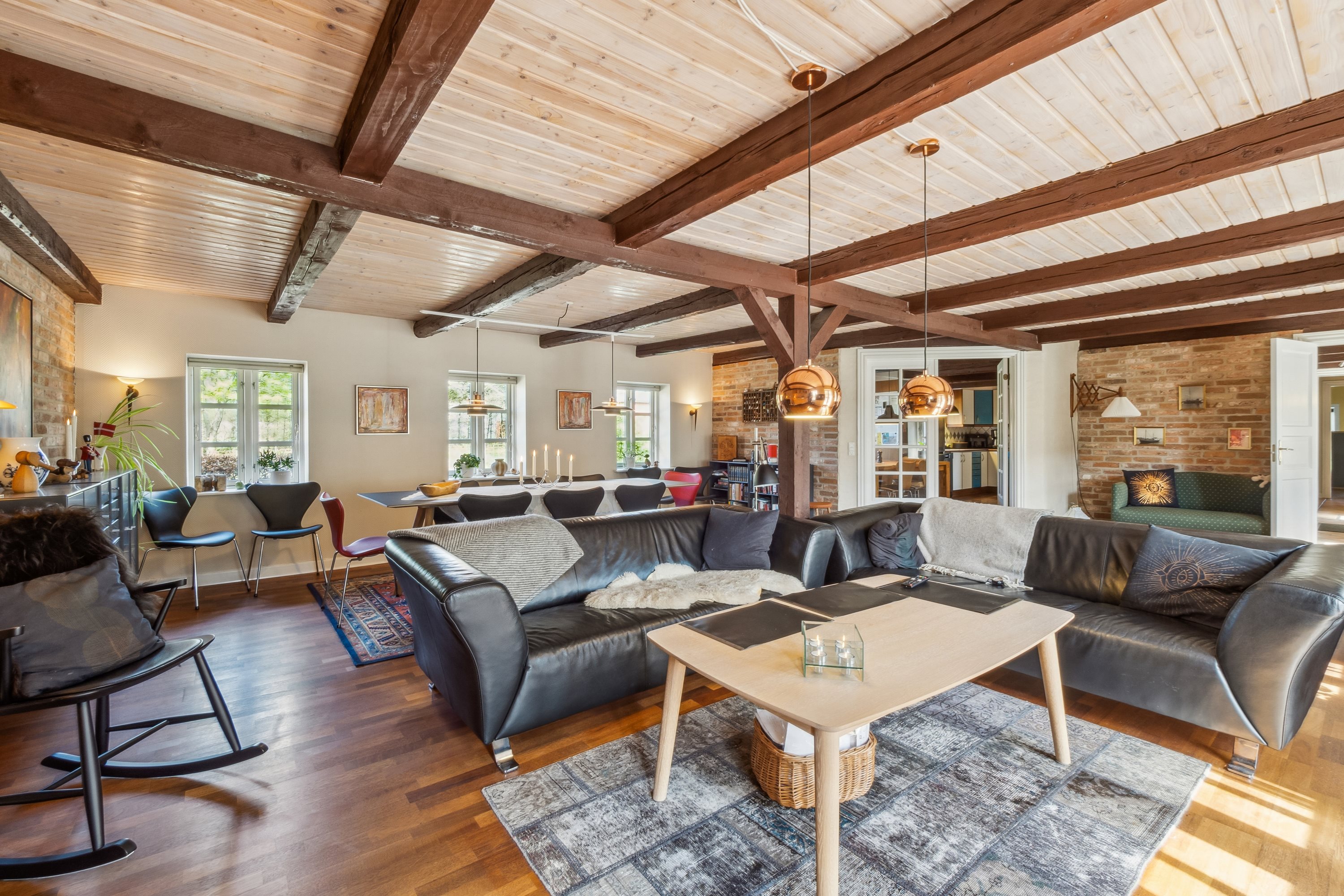 Fremhævet stue billede i fuldskærmstilstand. Billede af Flyndersøvej 12, Estvad, 7800 Skive